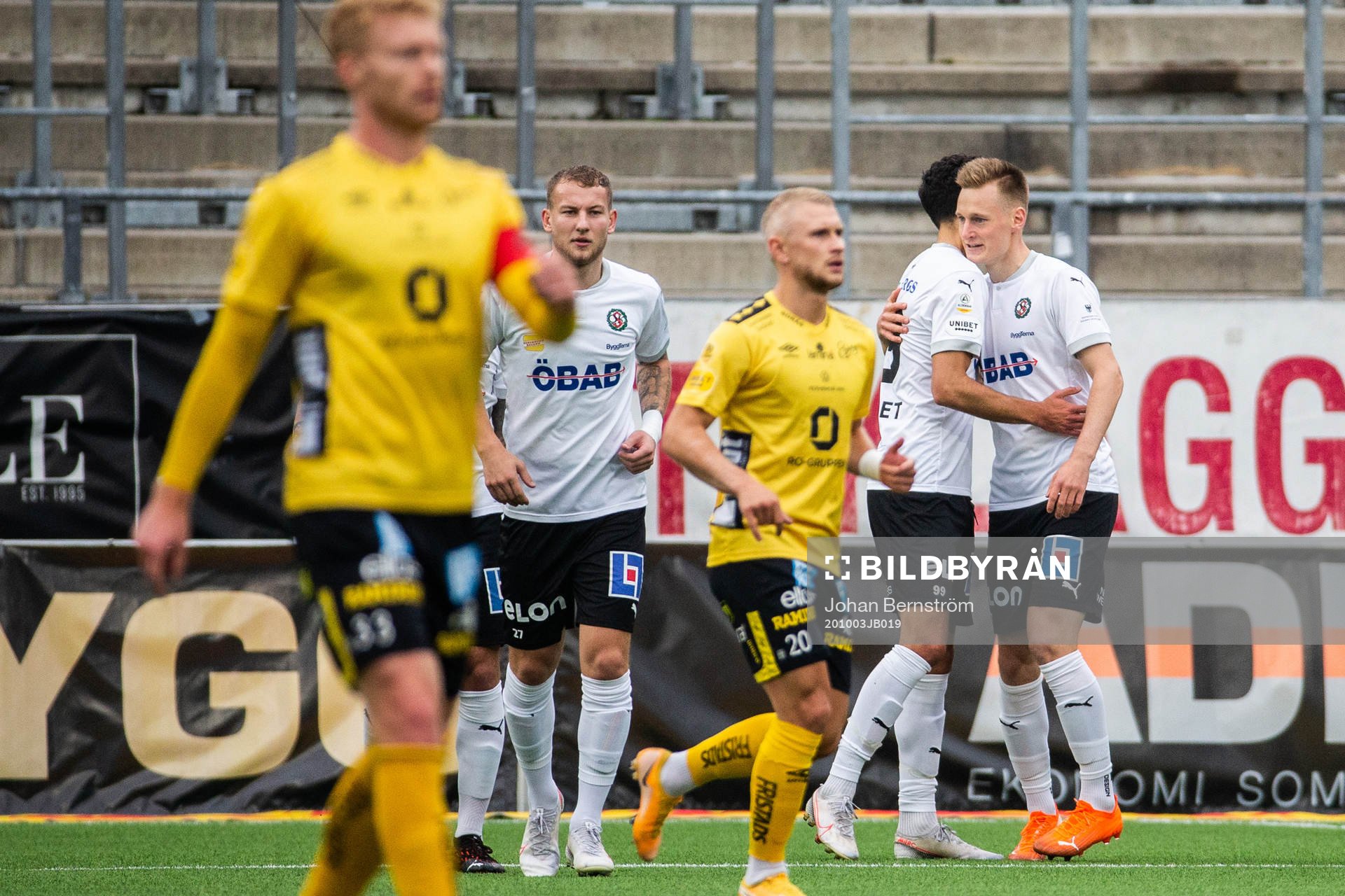Örebros Rasmus Karjalainen jublar