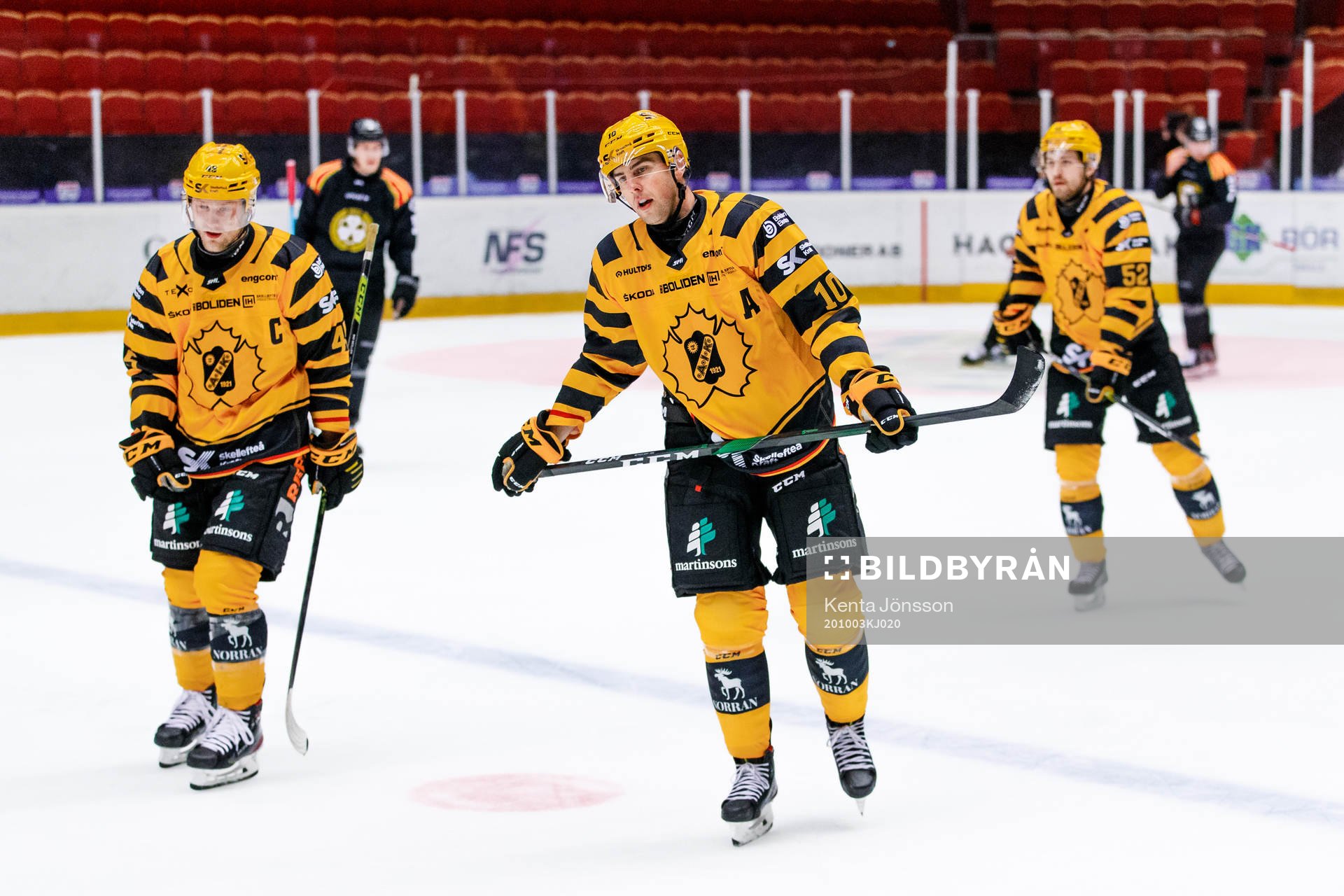 Skellefteås Oscar Möller och Joakim Lindström deppar