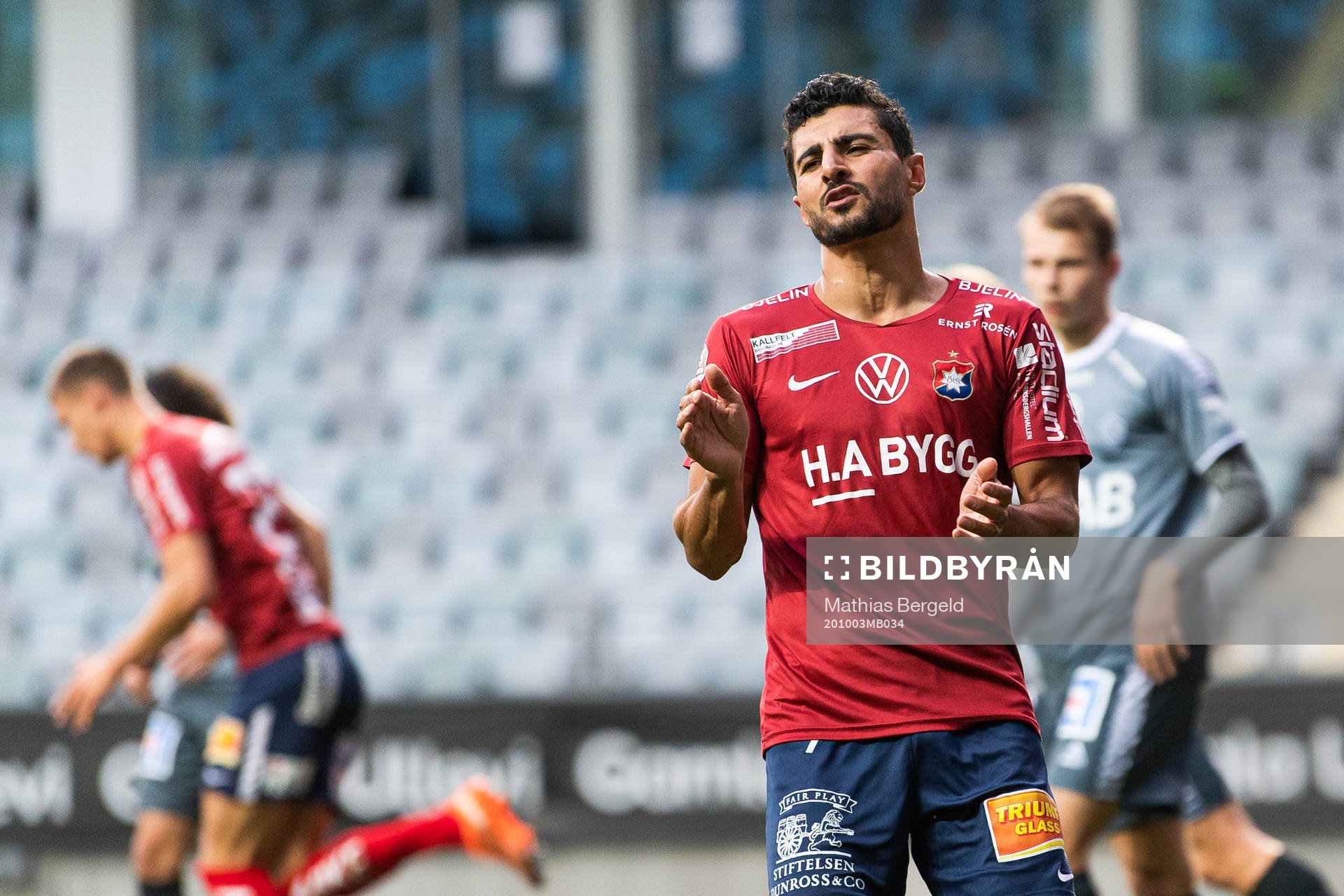 Örgrytes Ailton Jose Almeida reagerar
