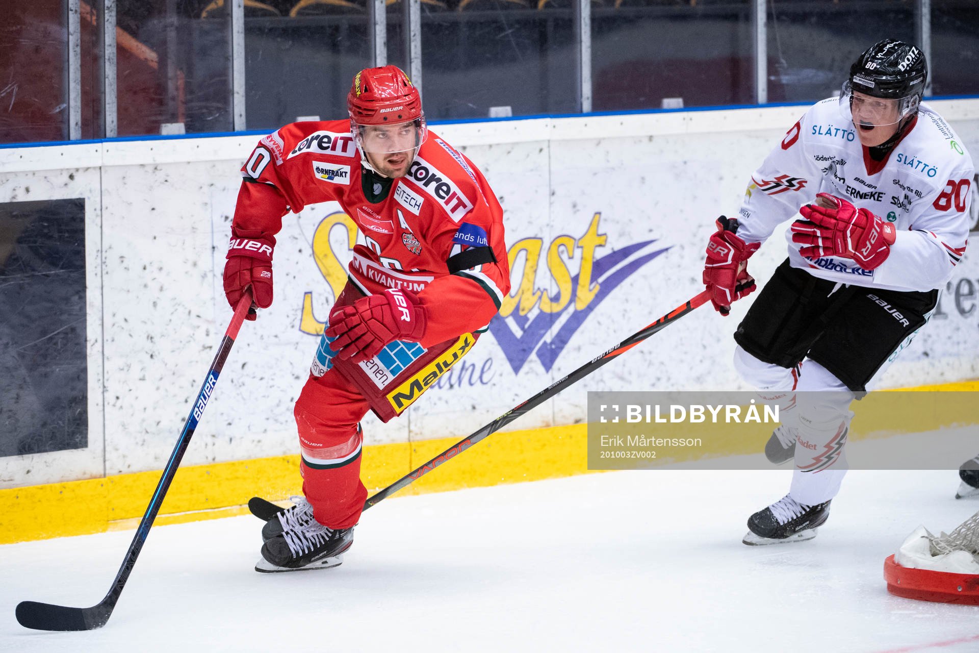 Modos Kalle Jellvert  och Vita Hästens Anton Johansson