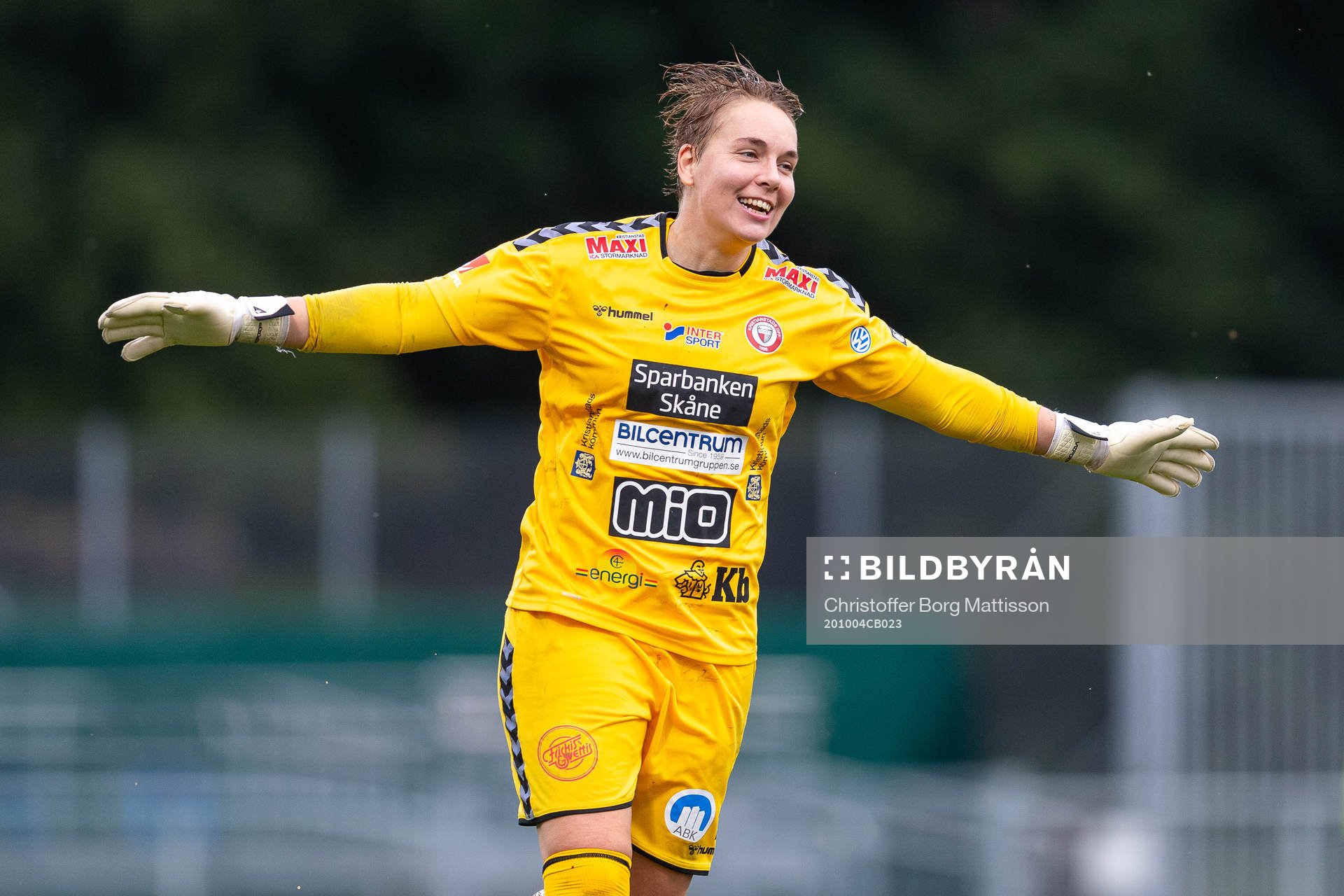 Kristianstads målvakt Brett Elizabeth Maron jublar