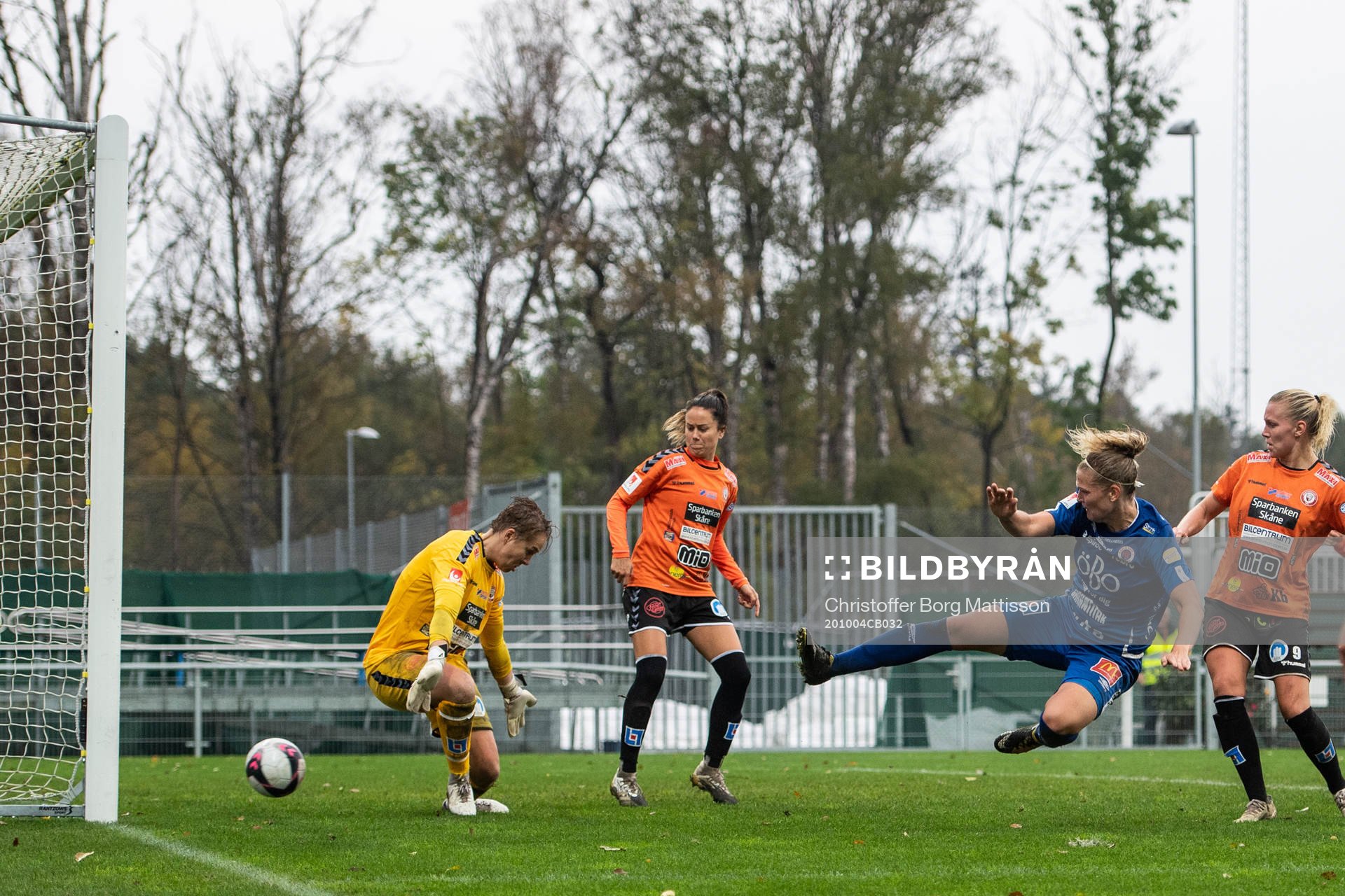 Örebros Frida Skogman gör 4-2