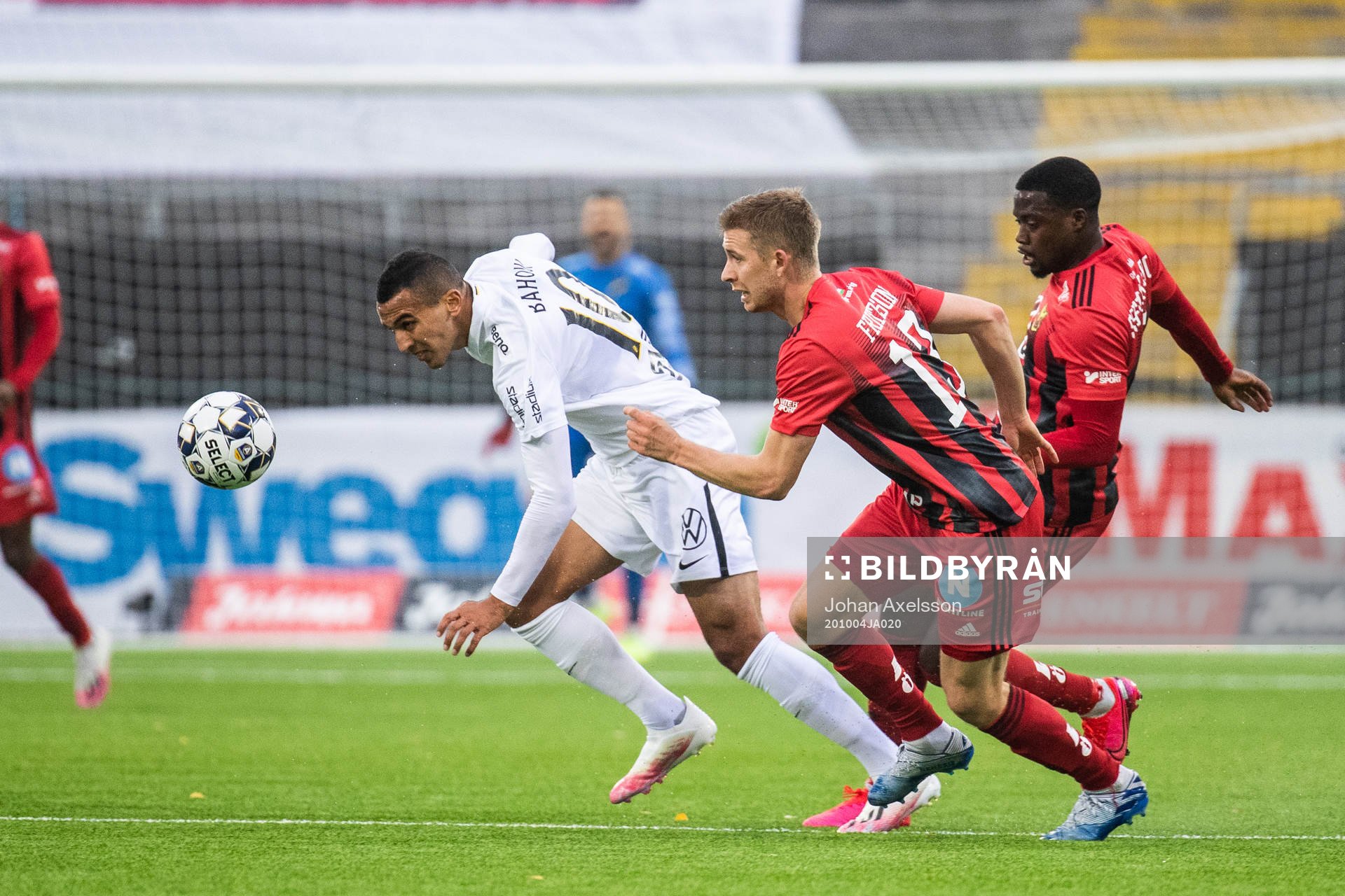 s Nabil Bahoui och Östersunds Ludvig Fritzson