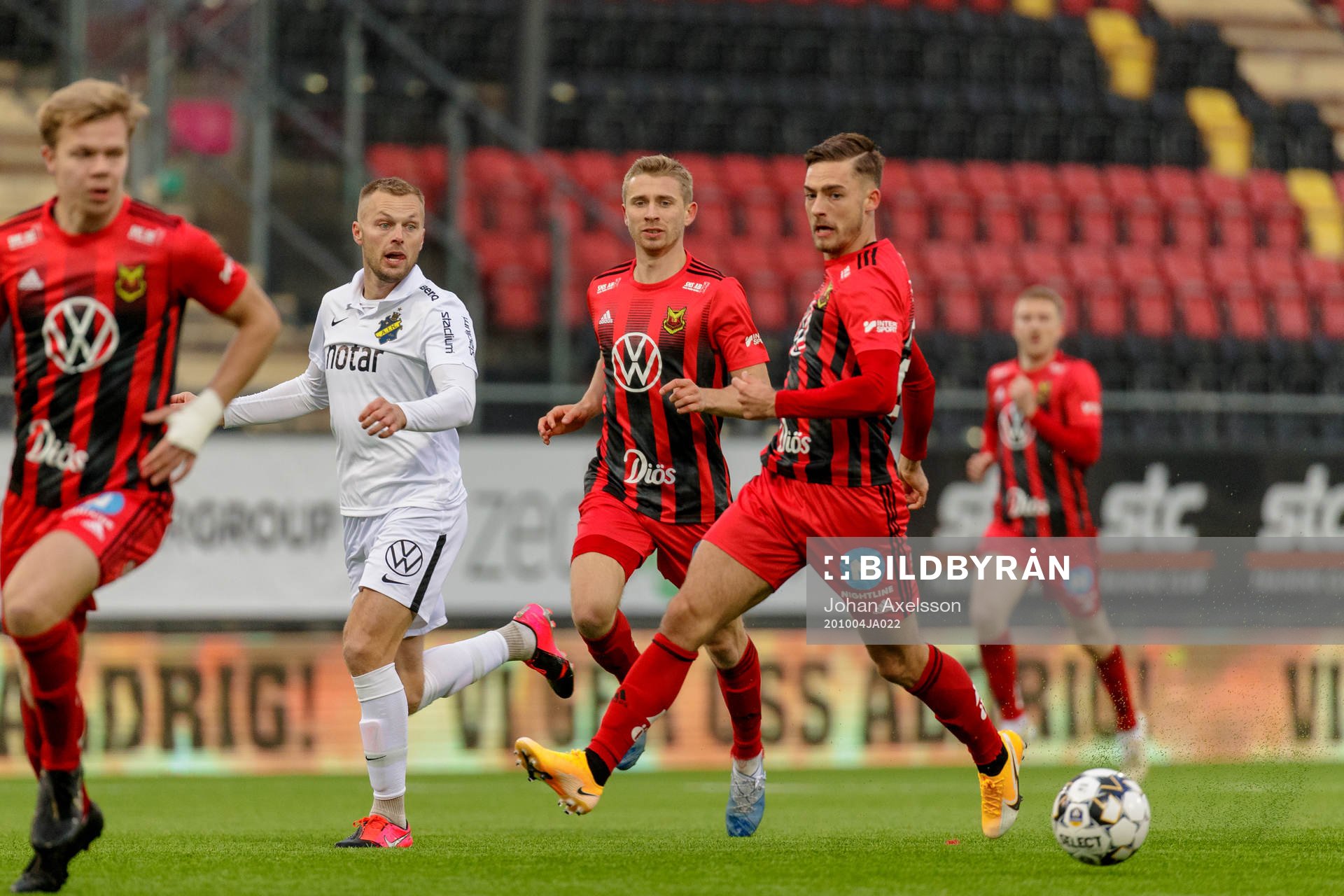 s Sebastian Larsson och Östersunds Felix Hörberg
