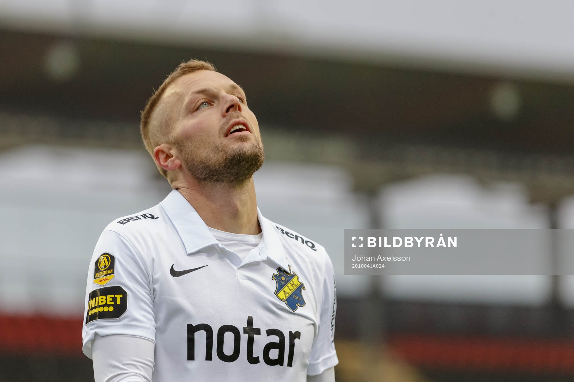 s Sebastian Larsson deppar