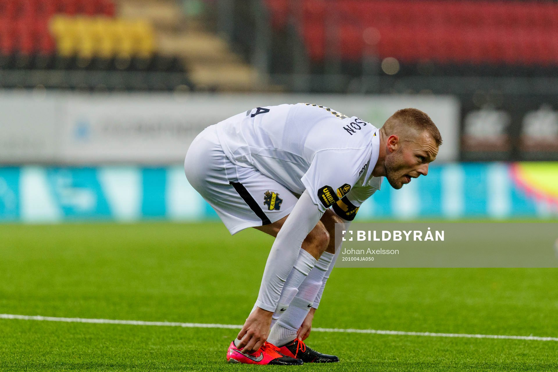 s Sebastian Larsson har ont