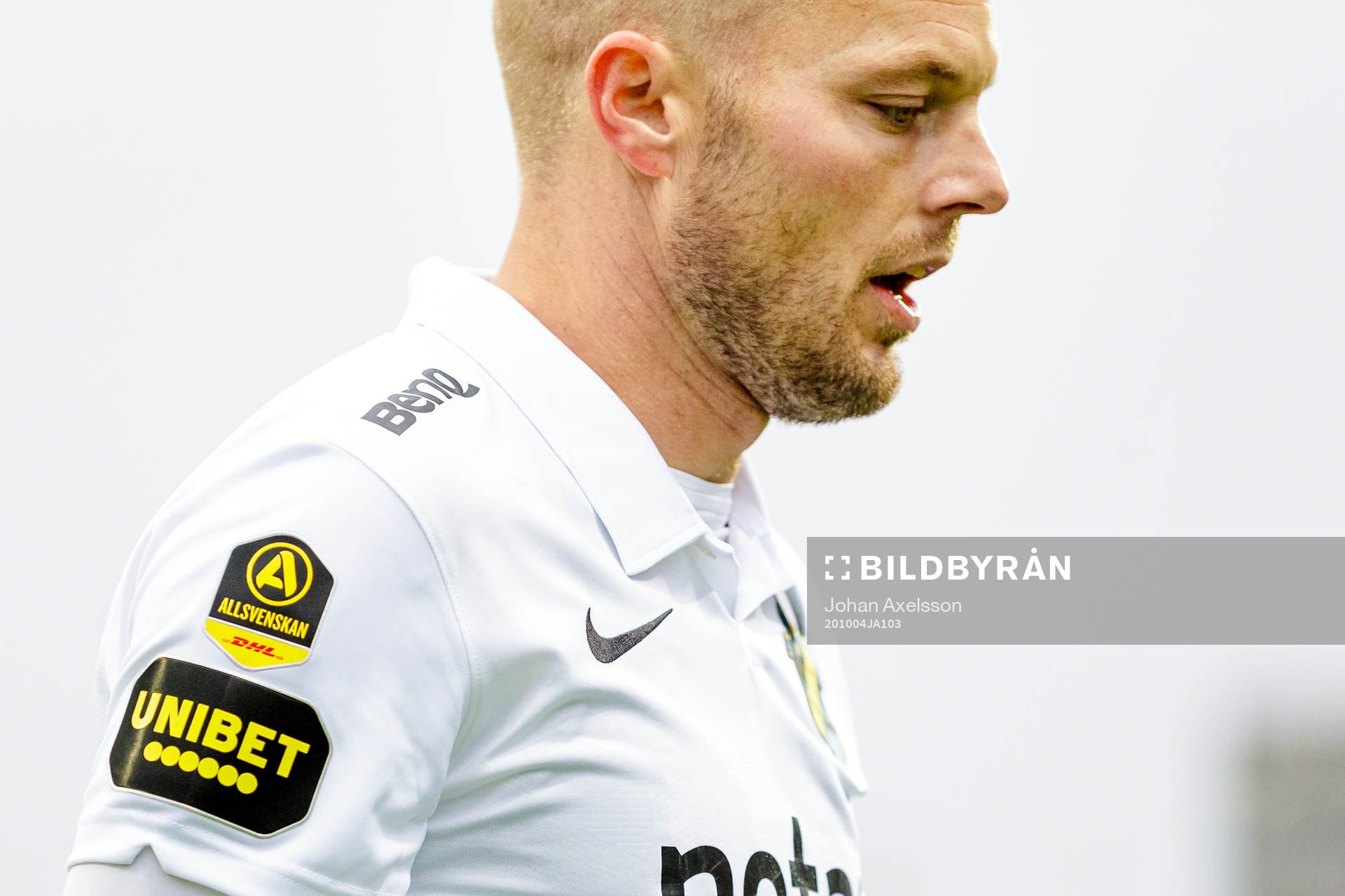 s Sebastian Larsson