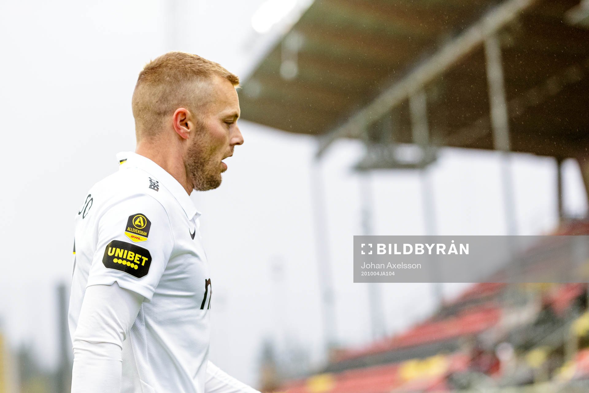 s Sebastian Larsson