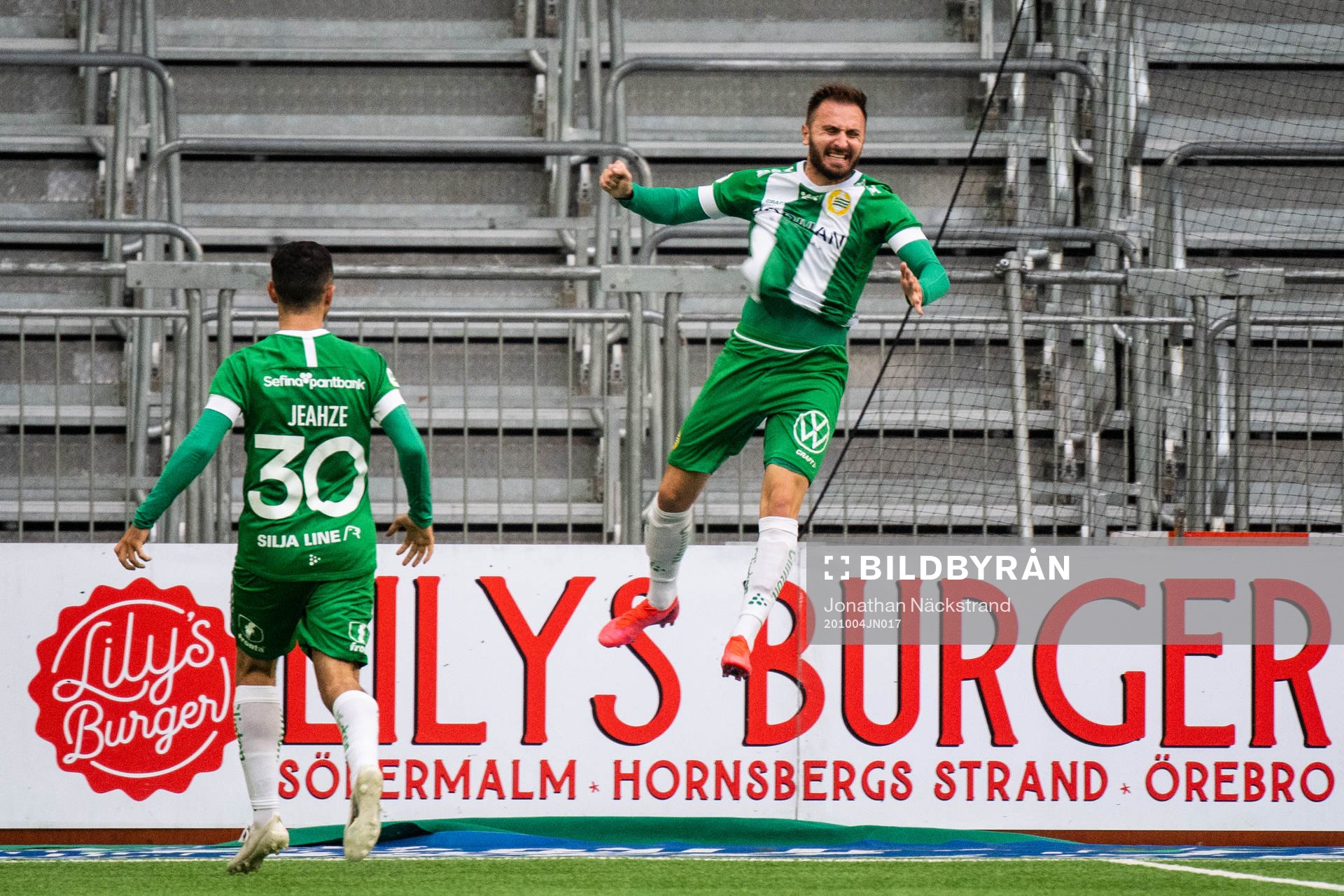 Hammarbys Muamer Tankovic jublar