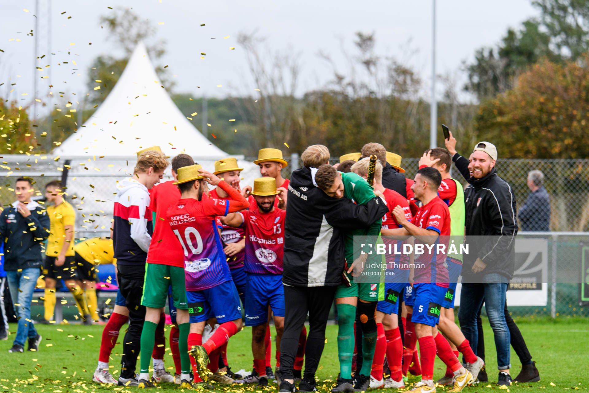 Höganäs spelare jublar