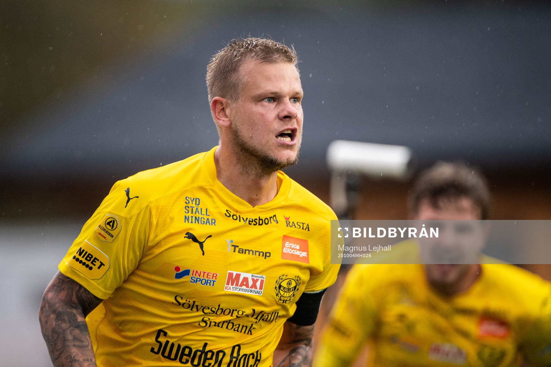 Mjällbys David Löfquist jublar