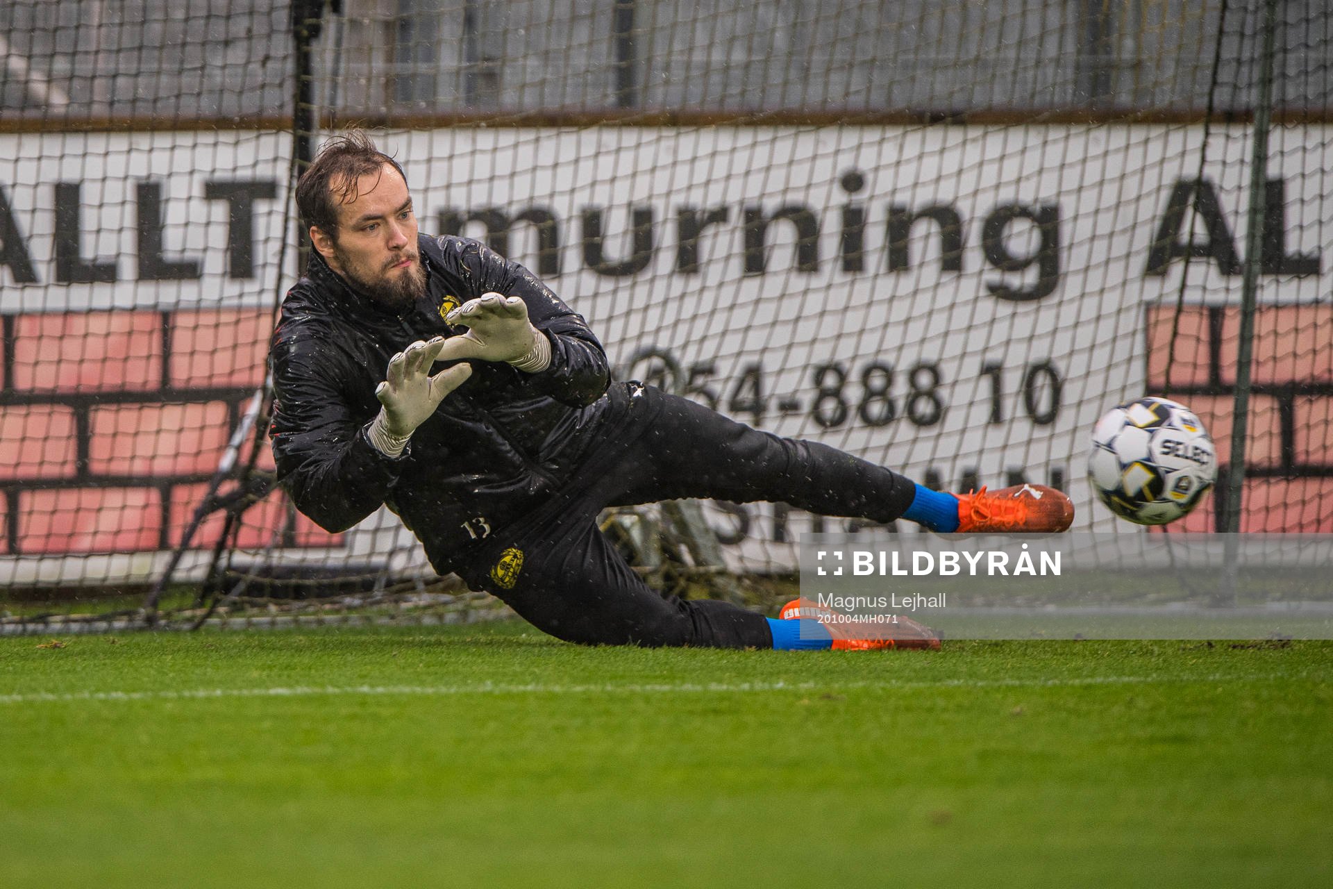 Mjällbys målvakt Carl-Johan Eriksson
