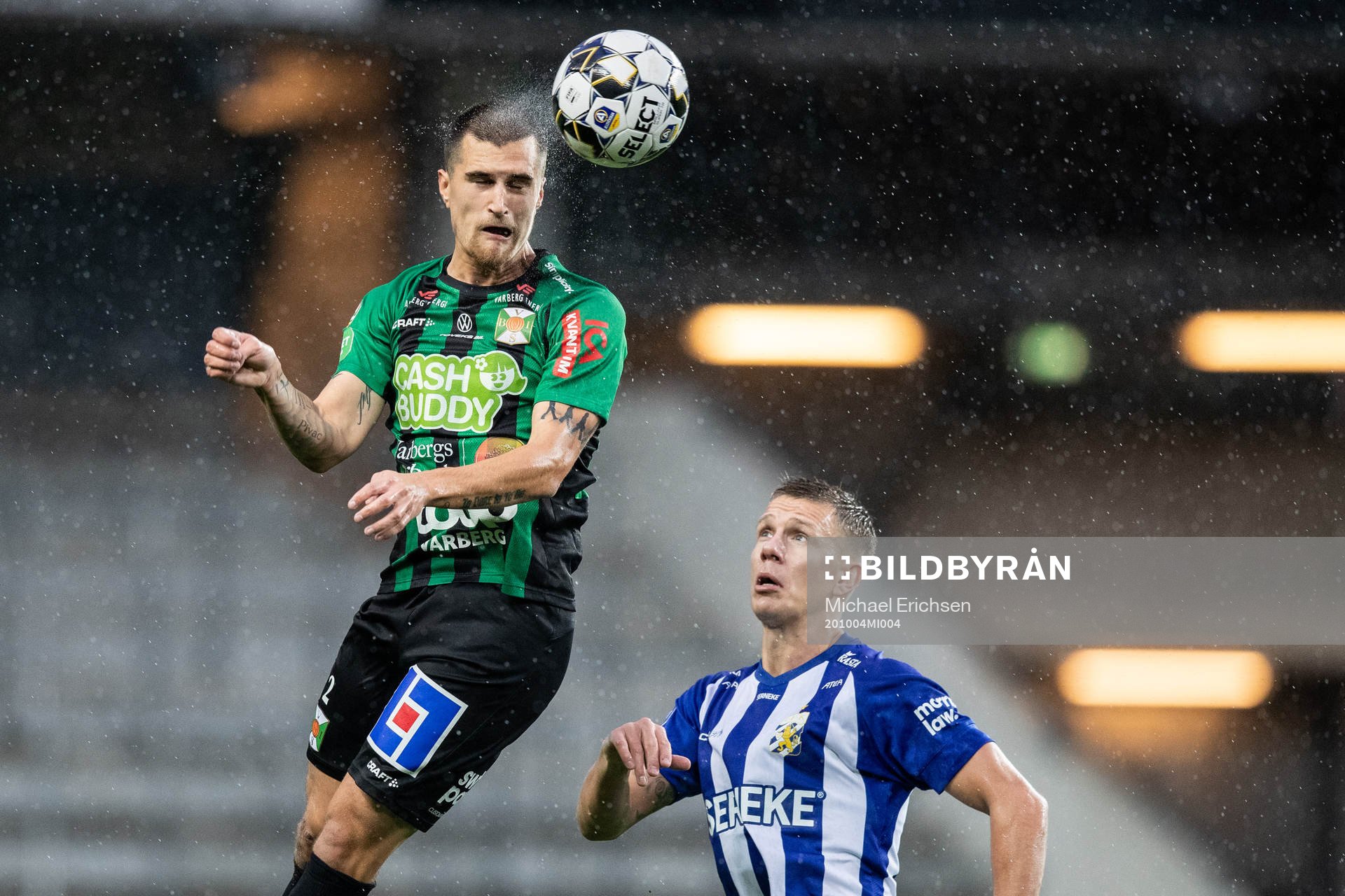 Varbergs Jon Birkfeldt och IFK Göteborg Pontus Wernbloom