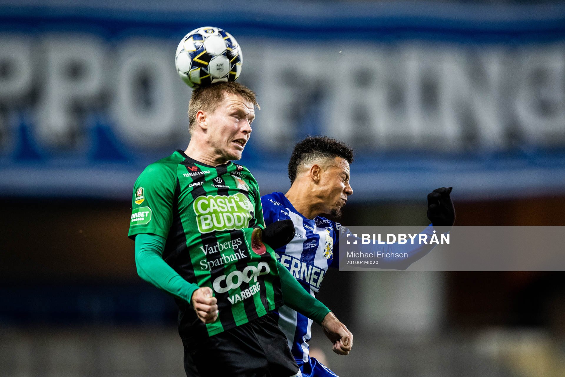 Varbergs Anton Liljenbäck och IFK Göteborg Tobias Sana