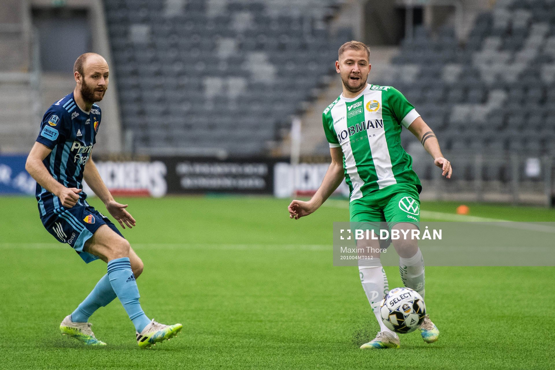 Djurgårdens Curtis Edwards och Hammarbys Darijan Bojanic