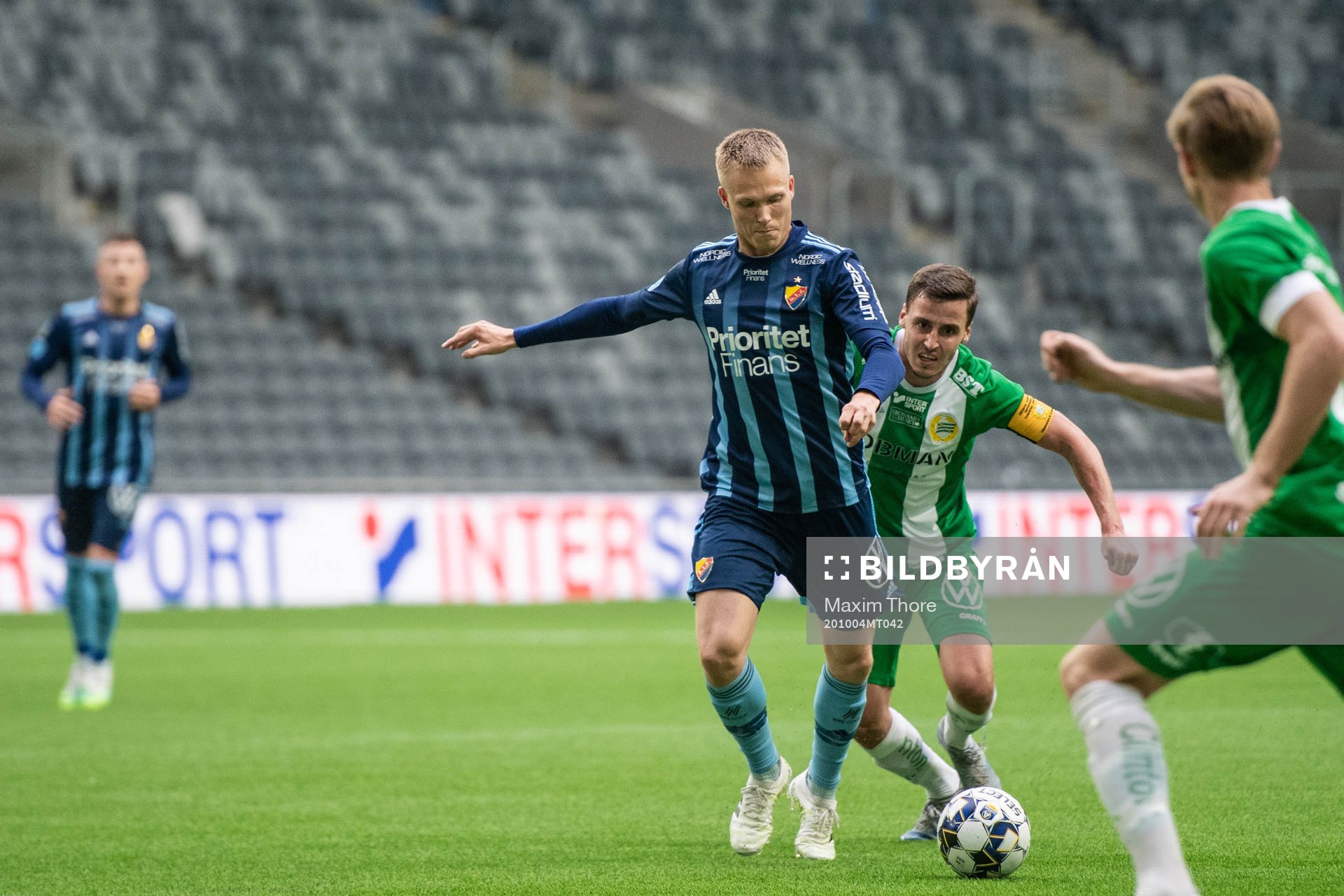 Djurgårdens Jonathan Augustinsson och Hammarbys Jeppe