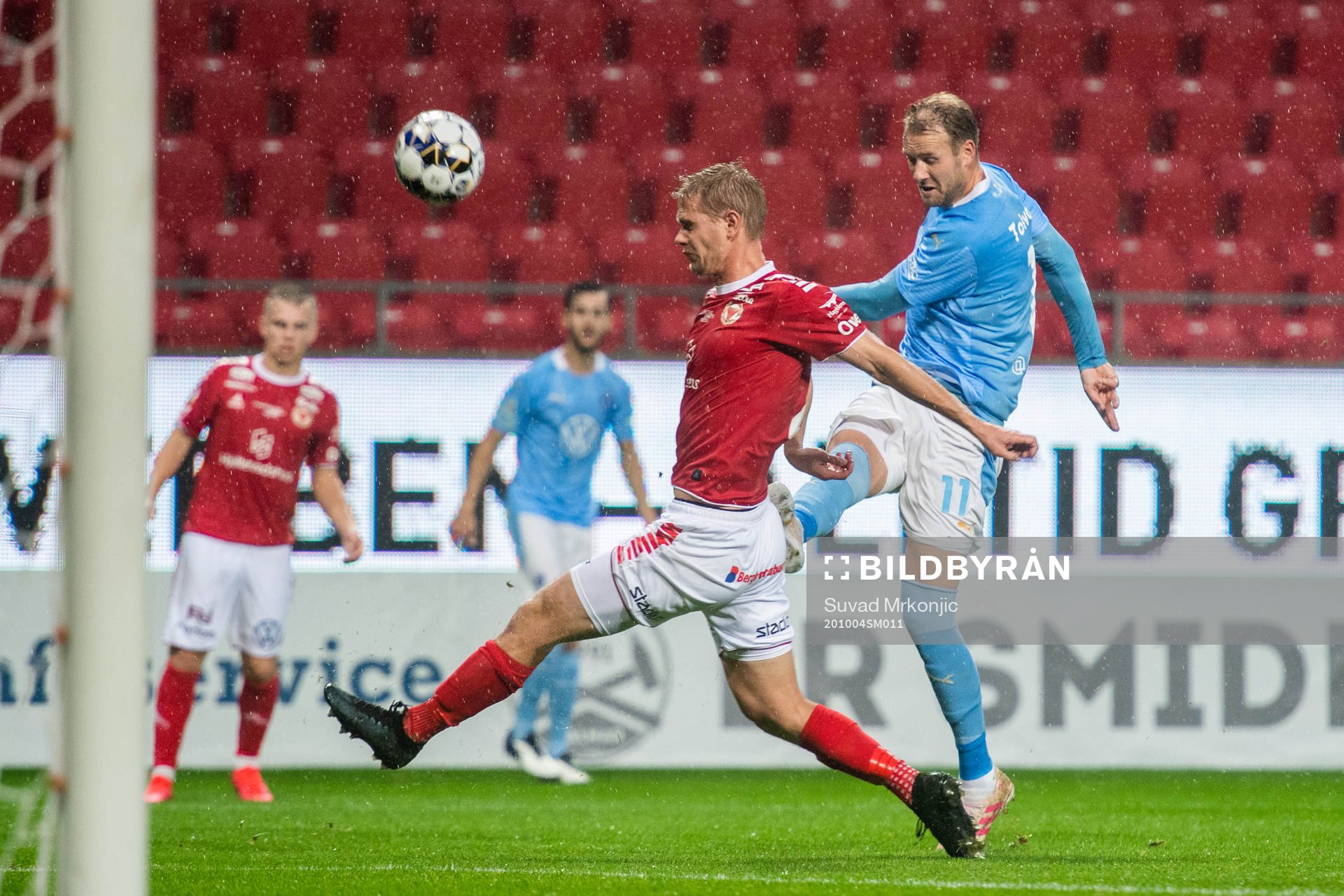Kalmars Erik Israelsson och Malmö FFs Ola Toivonen