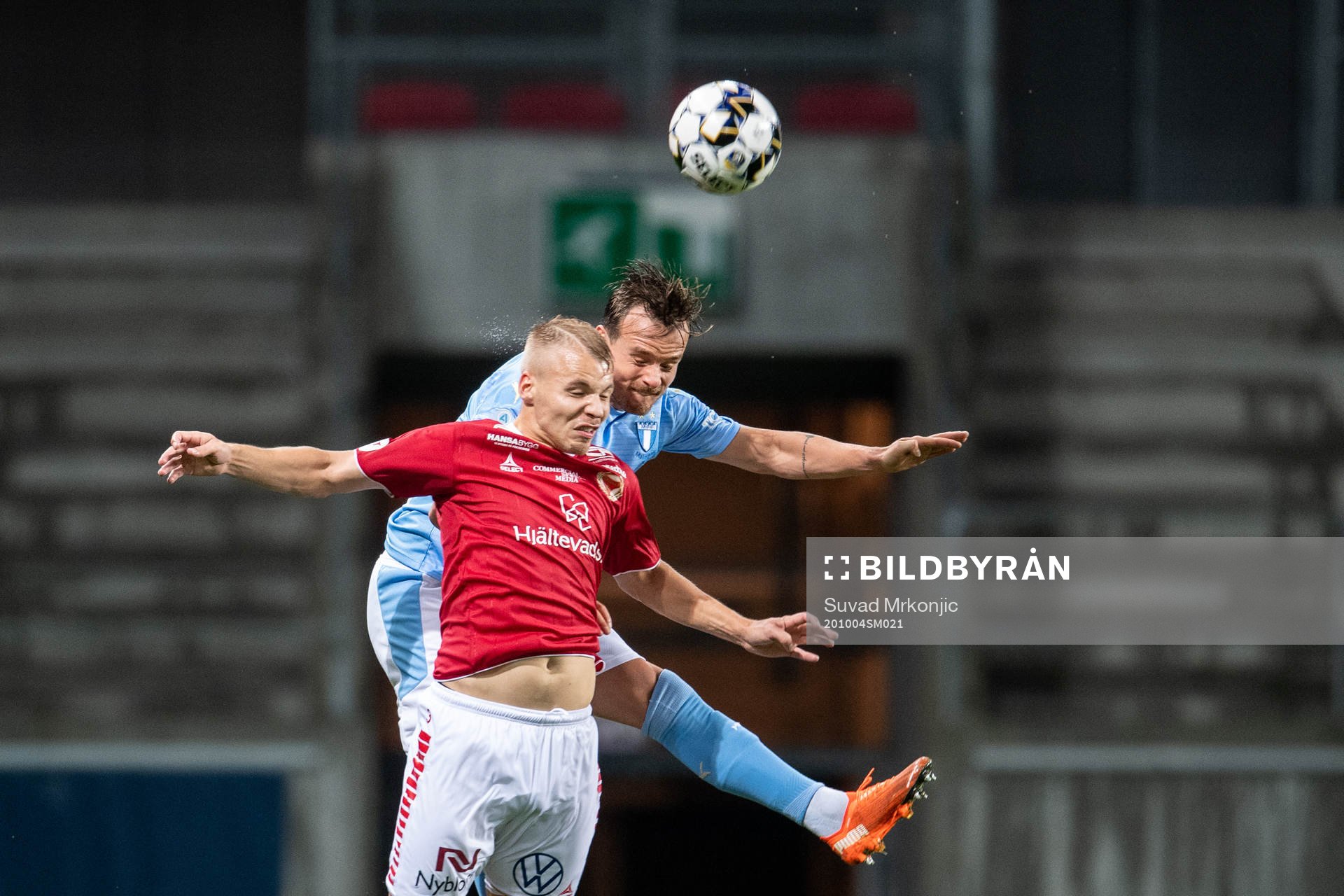 Kalmars Sebastian Ring och Malmö FFs Eric Larsson