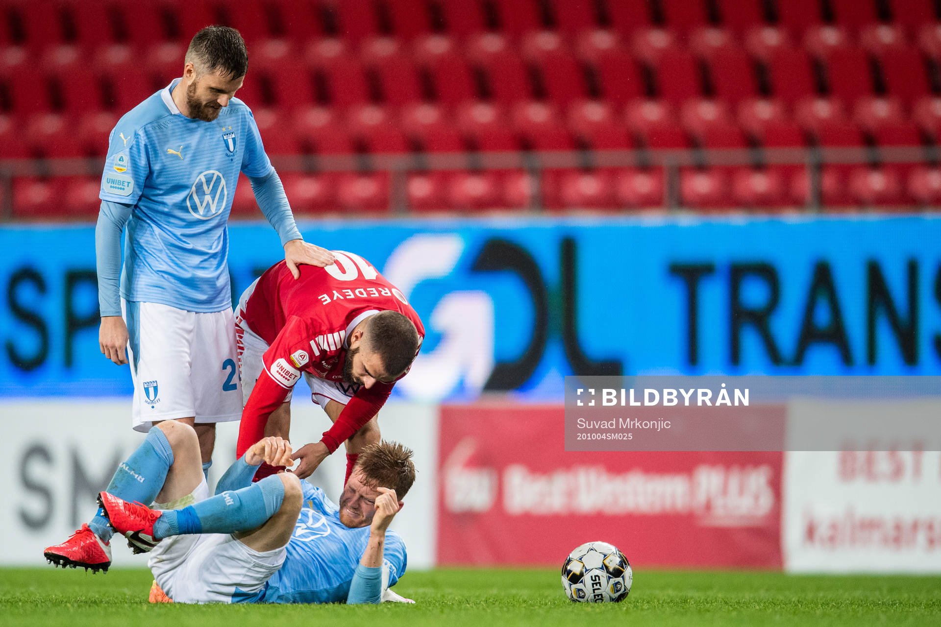 Malmö FFs Anders Christiansen har ont