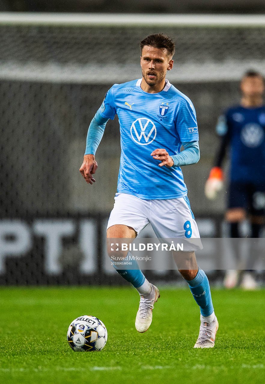 Malmö FFs Arnór Traustason  under fotbollsmatchen i Allsvenskan mellan Kalmar och Malmö FF den 4 oktober 2020 i Kalmar.