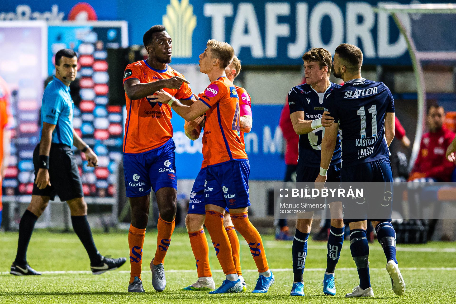 Ben Kantie Karamoko of Aalesund and Flamur Kastrati of