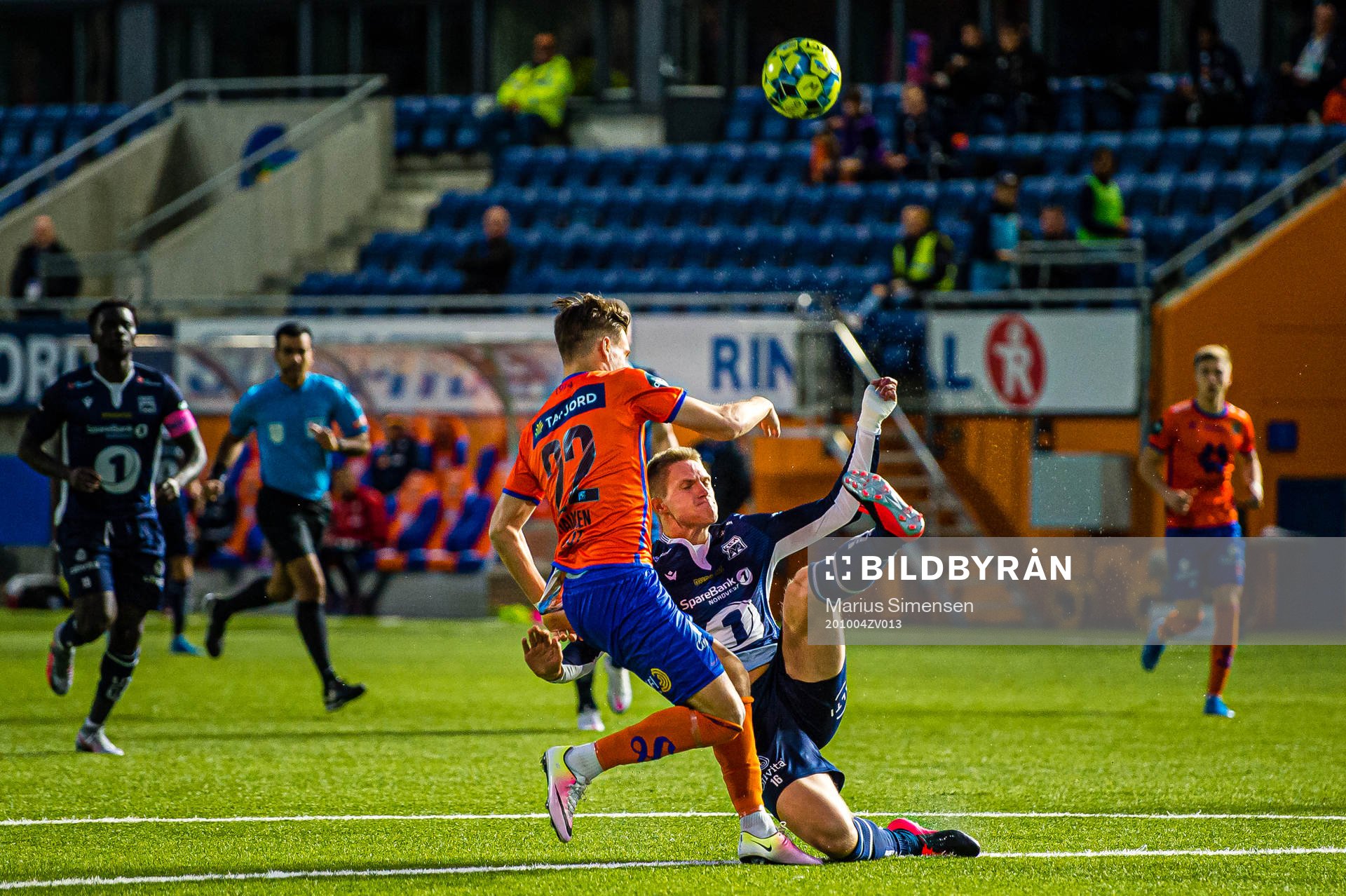 Sigurd Hauso Haugen of Aalesund and Ivar Erlien Furu of