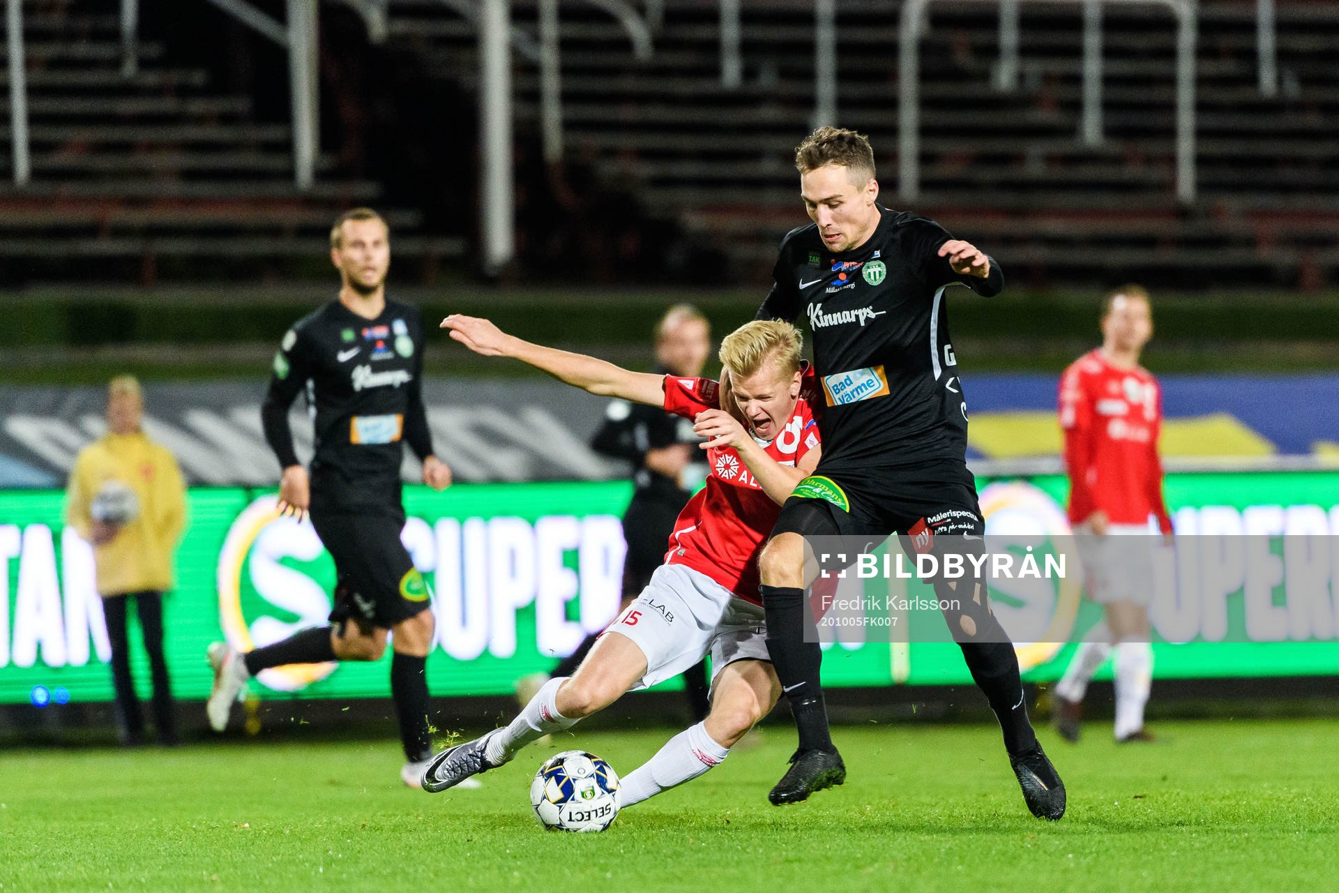 Degerfors Axel Lindahl och Västerås Filip Tronet