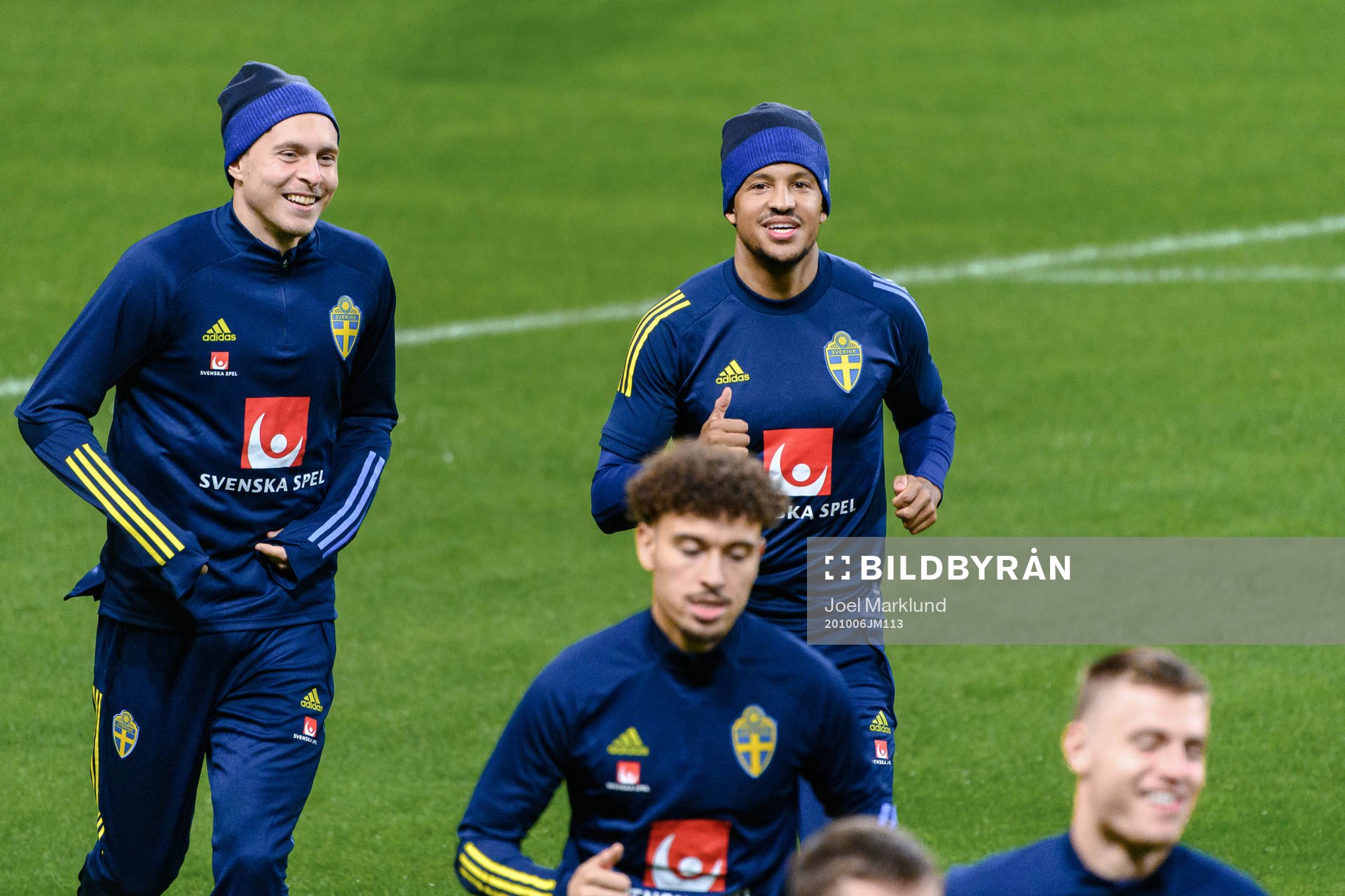 Victor Nilsson Lindelöf and Martin Olsson of the Swedish