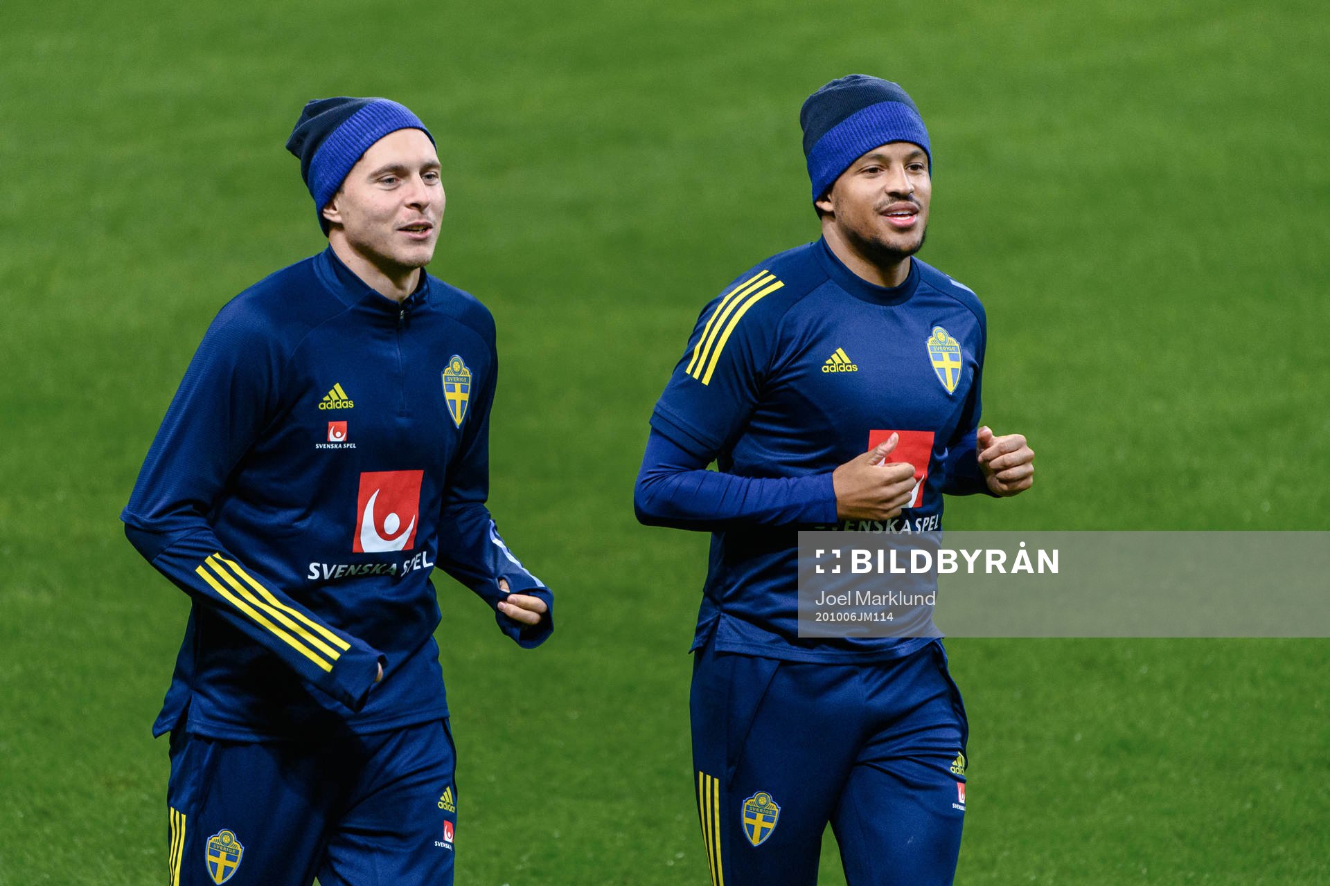 Victor Nilsson Lindelöf and Martin Olsson of the Swedish