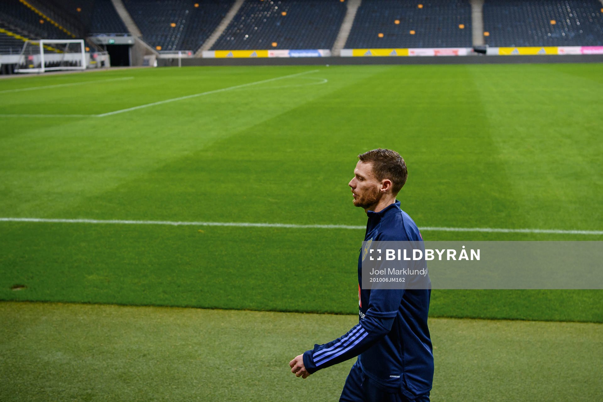 Marcus Berg of the Swedish national football team in the mixed zone after a training session on October 6, 2020 in Stockholm.