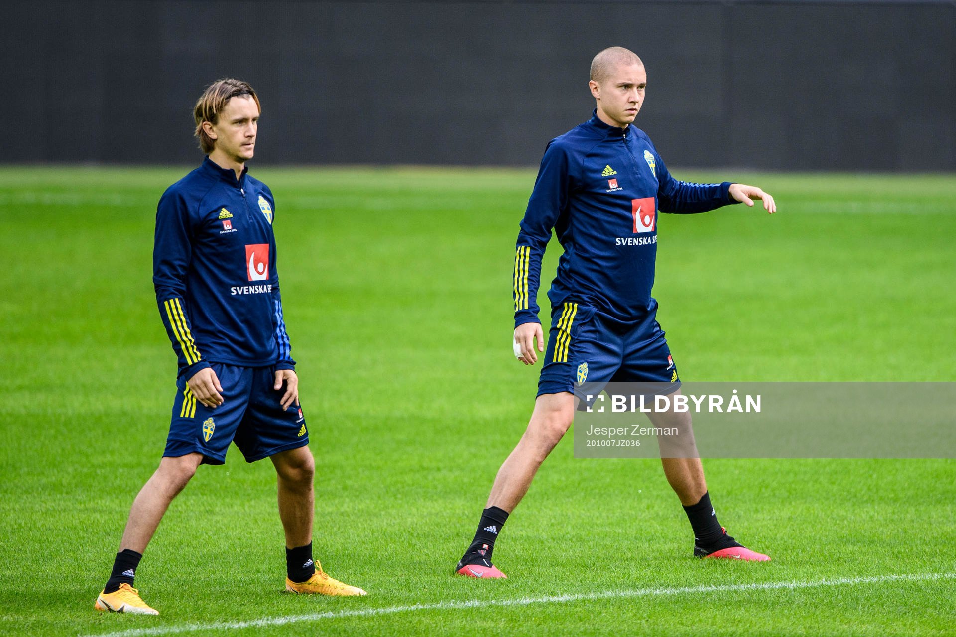 Kristoffer Olsson and Sebastian Holmén of the Swedish