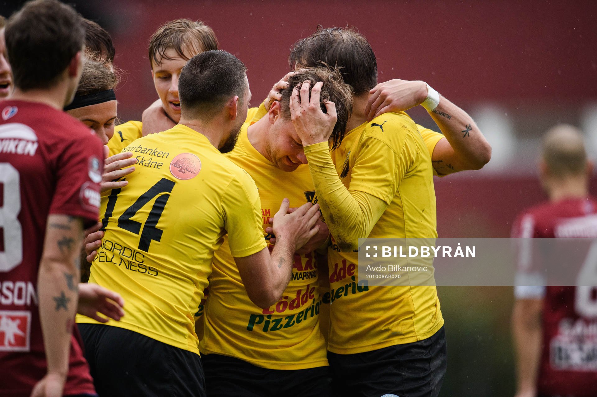 Löddes Simon Samuelsson Renblad jublar efter 1-1 under fotbollsmatchen i Svenska Cupen mellan Lödde och Örgryte den 8 oktober 2020 i Löddeköpinge.