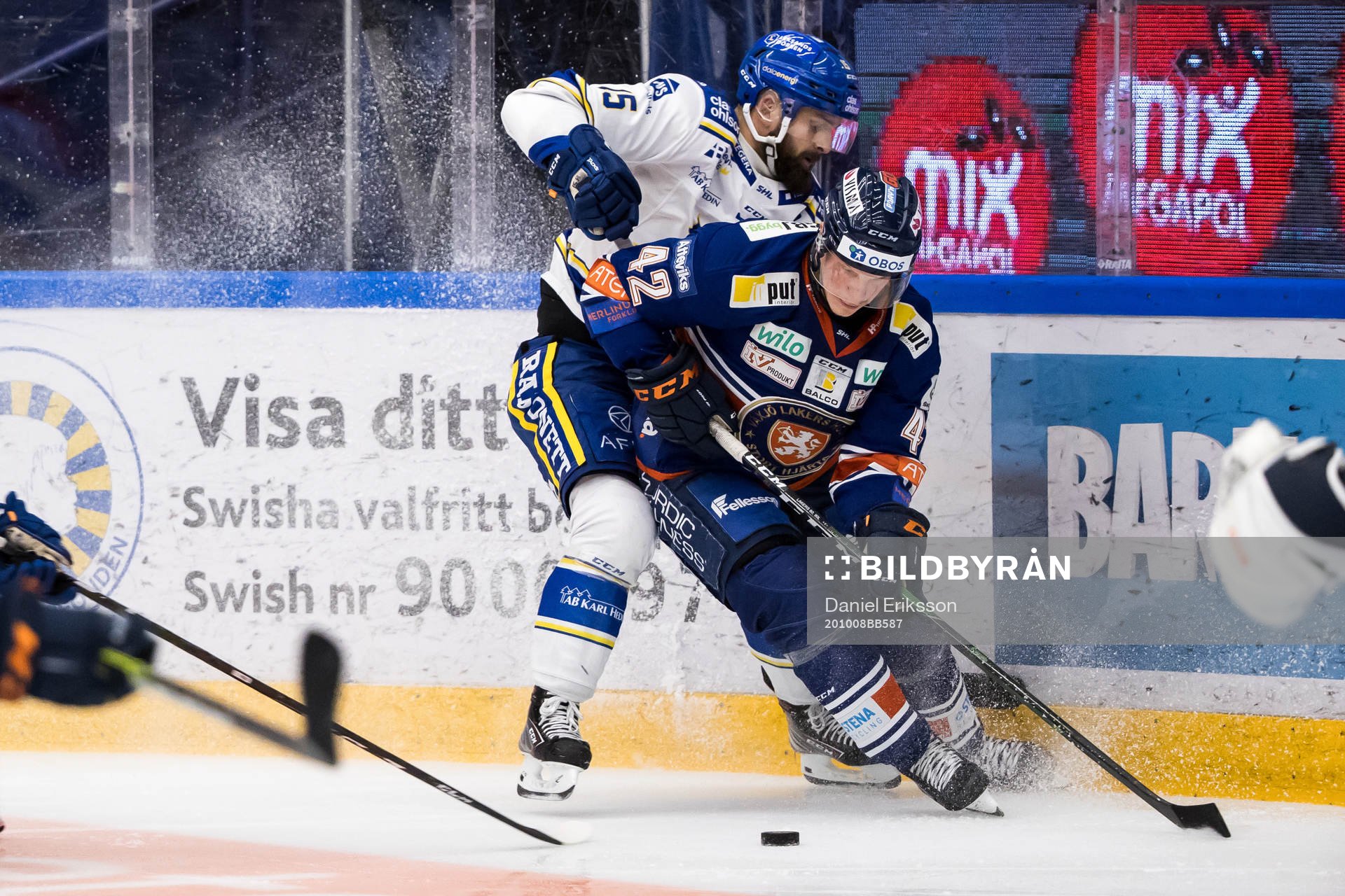 Leksands Otto Paajanen och Växjös Teemu Eronen