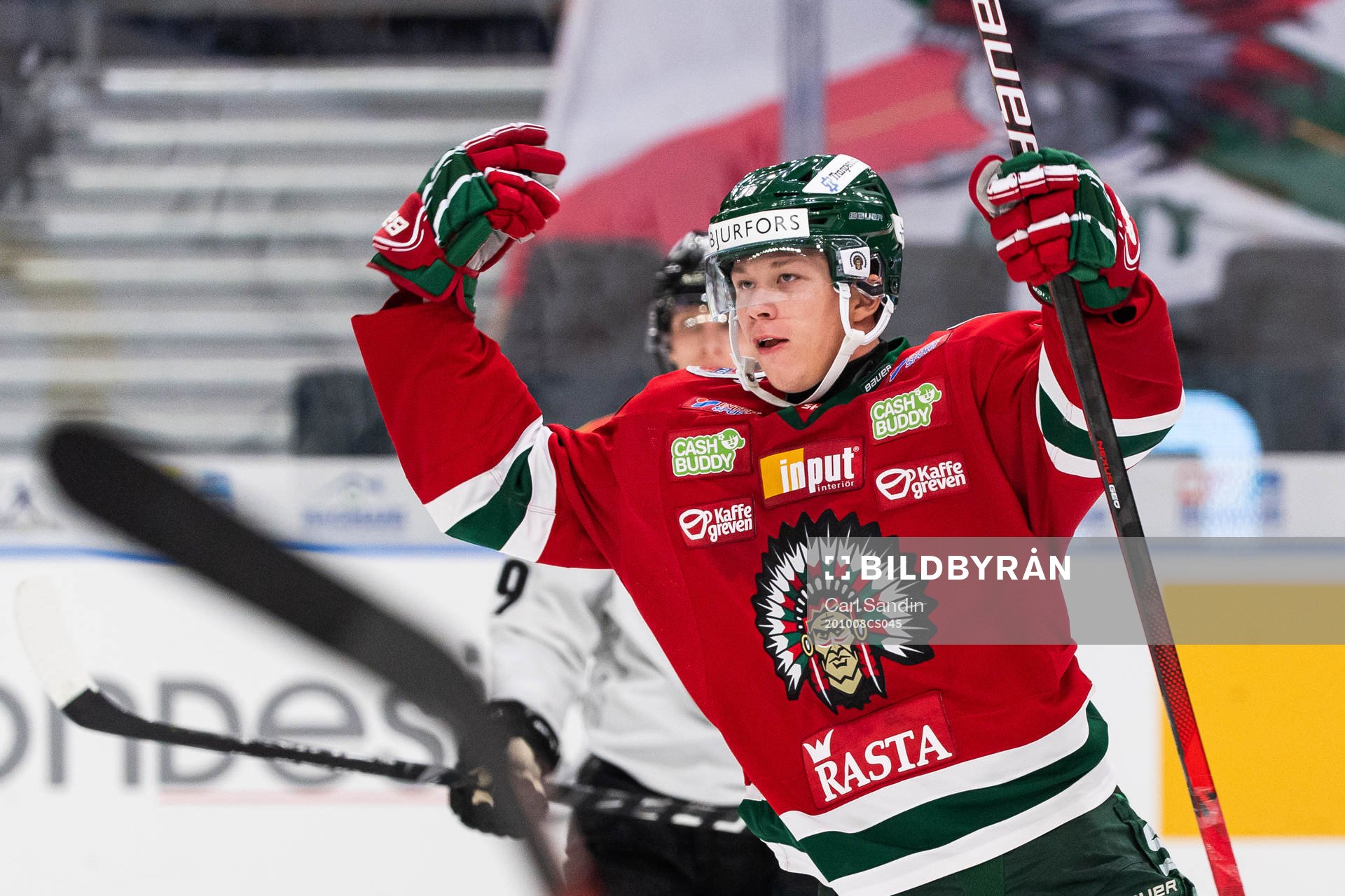 Frölundas Lucas Raymond jublar