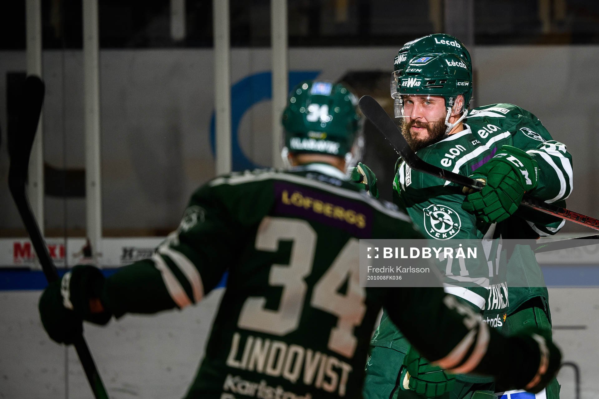 Färjestads Jesse Virtanen jublar