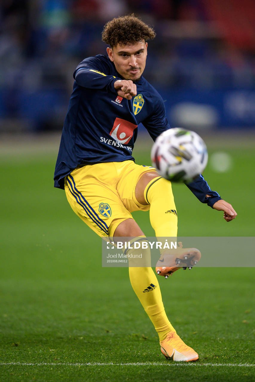 Jordan Larsson of Sweden