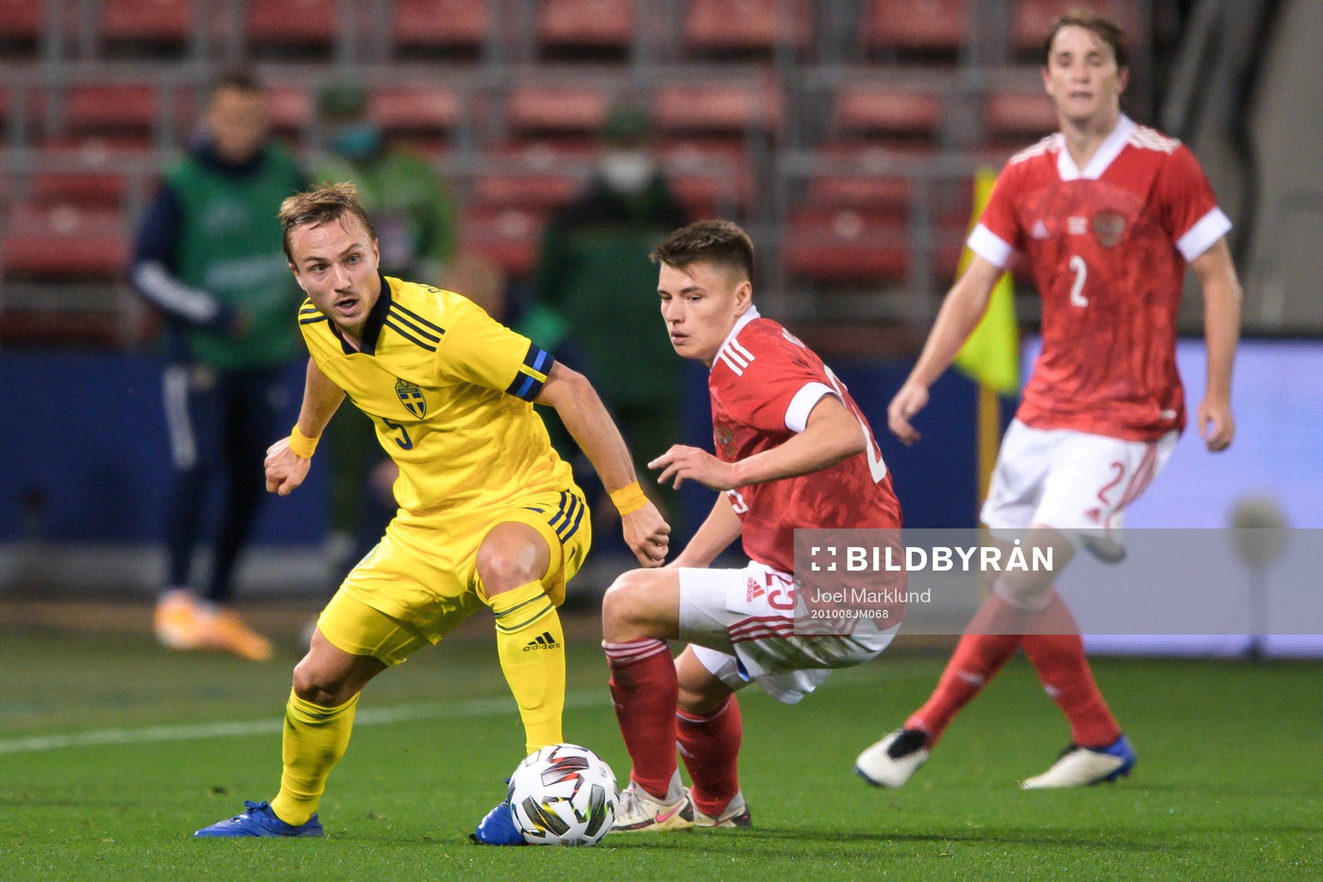 Pierre Bengtsson of Sweden and Andrei Mostovoy of Russia