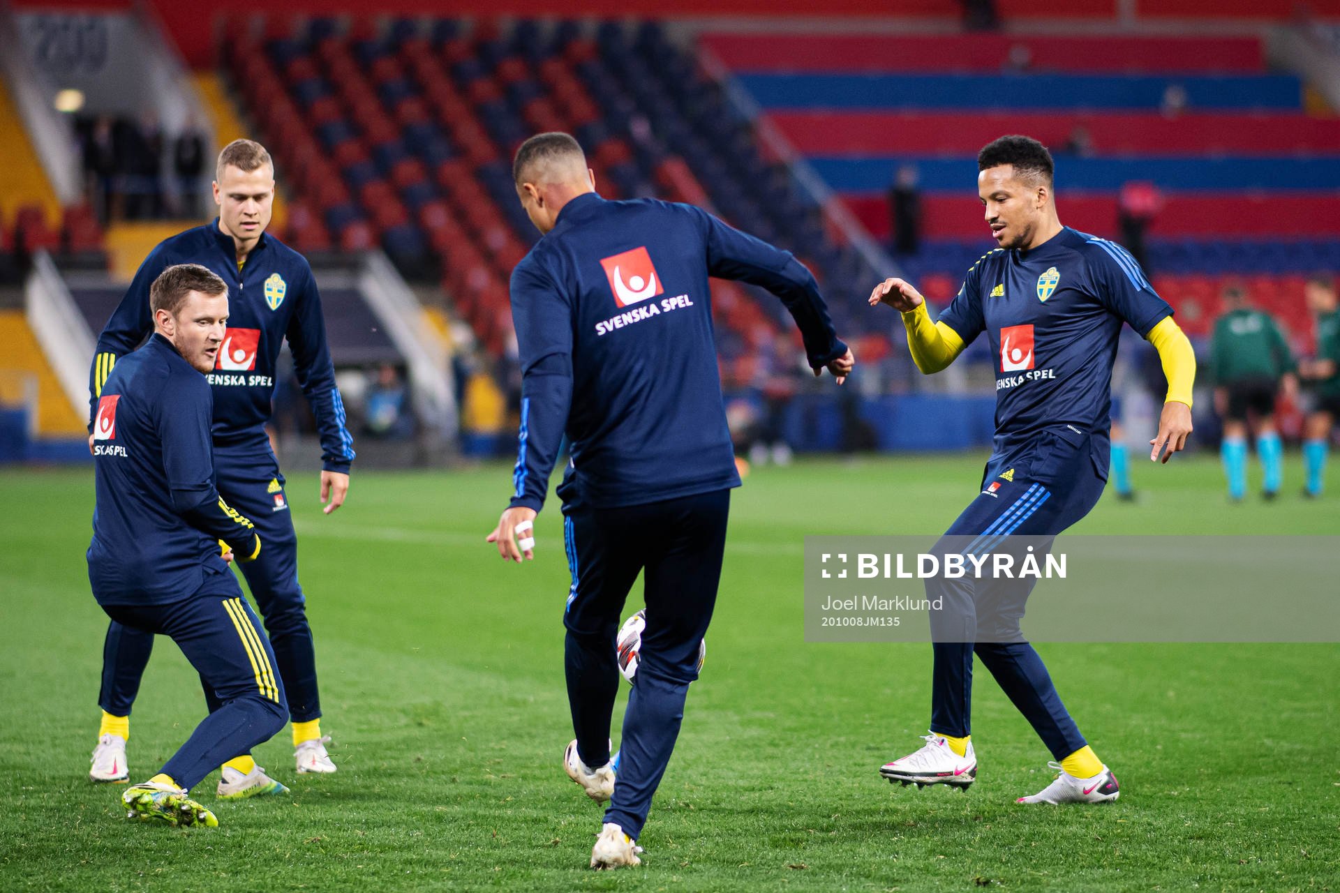 Mattias Johansson, Viktor Claesson, Robin Quaison and