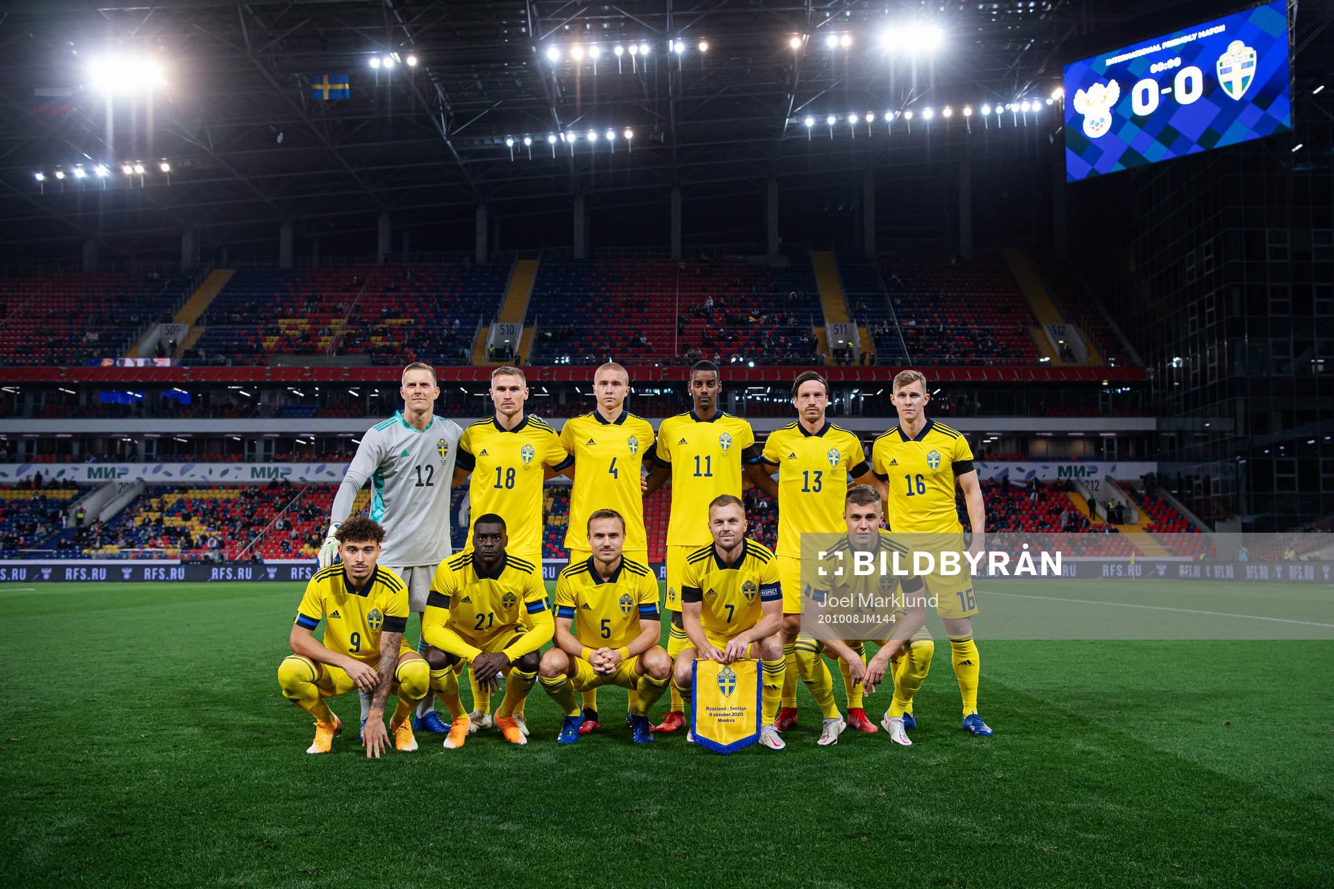The starting eleven of Sweden pose for a team picture