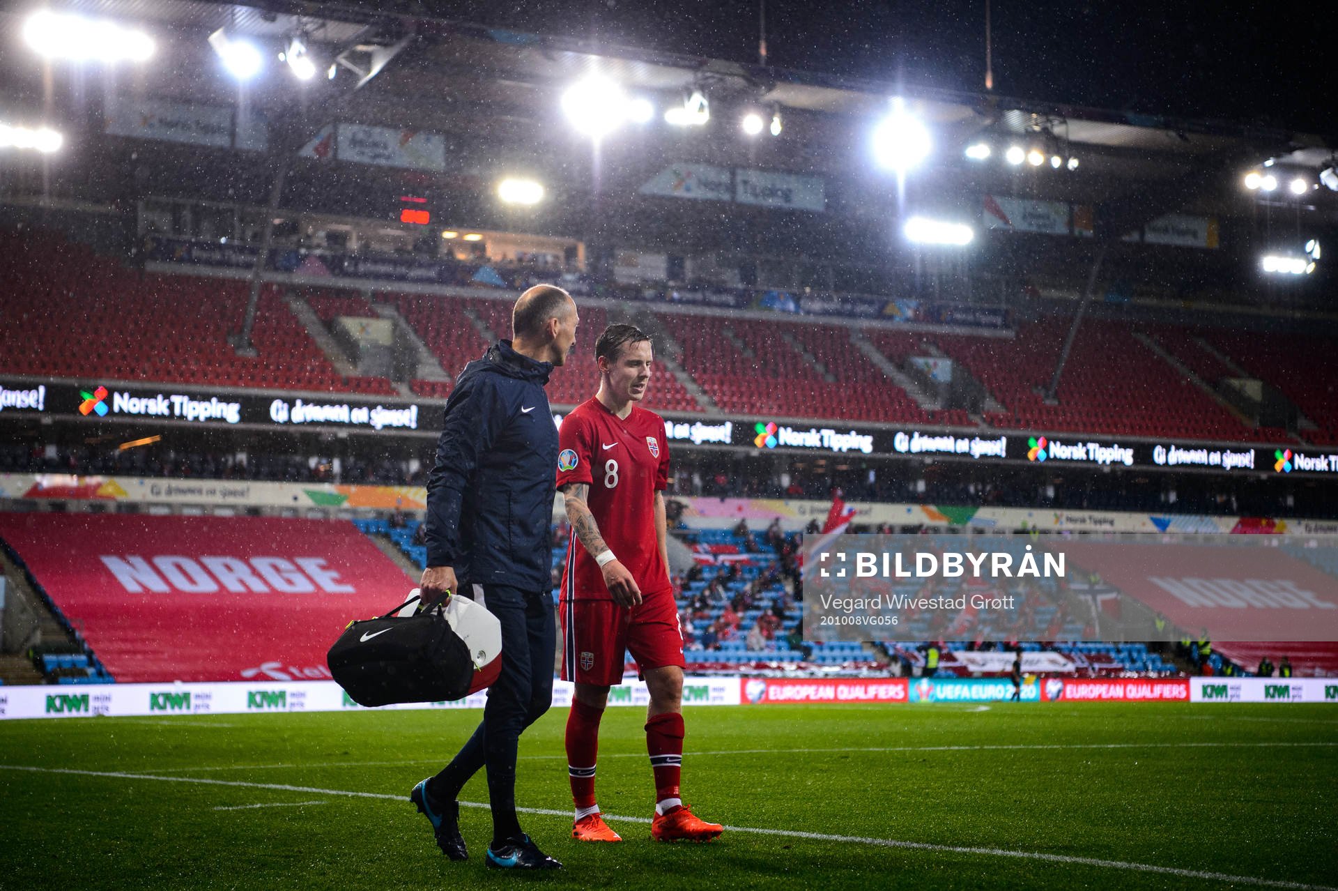 Stefan Johansen in pain