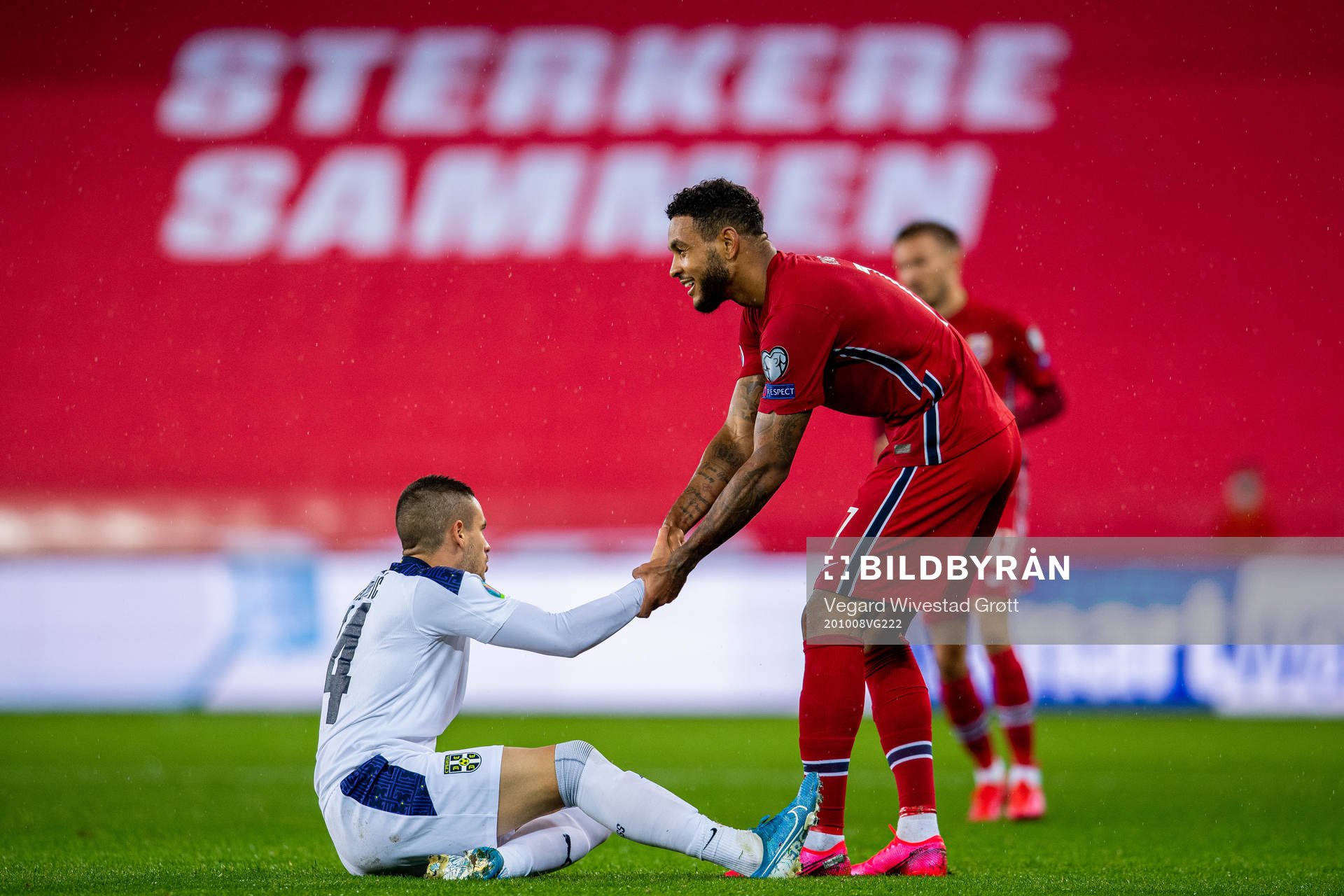Mijat Gacinovic of Serbia and Joshua King of Norway during the UEFA Euro Qualifier play-off semi-final football match between Norway and Serbia on October 8, 2020 in Oslo.