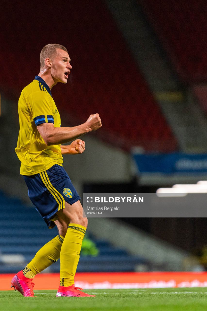 Felix Beijmo of Sweden celebrate