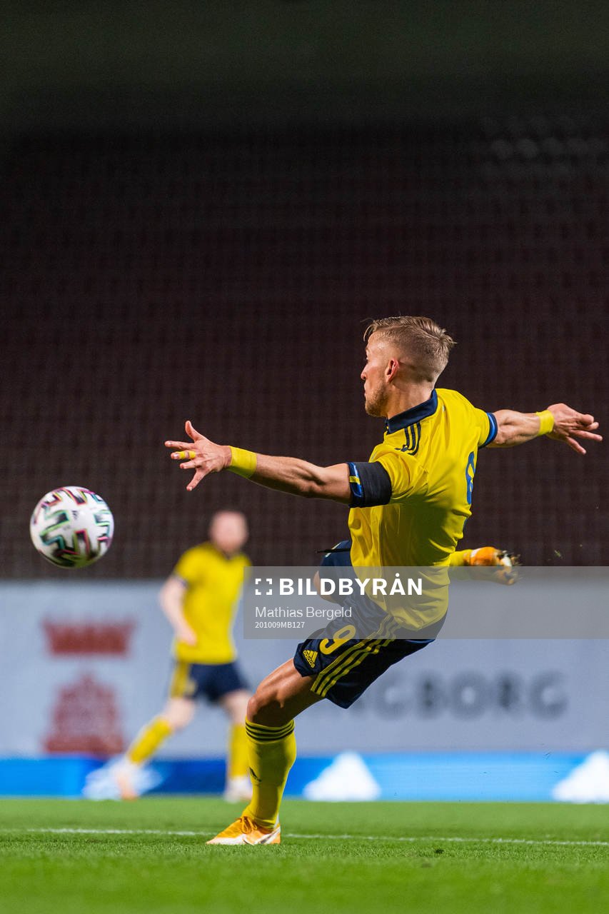 Jesper Karlsson of Sweden