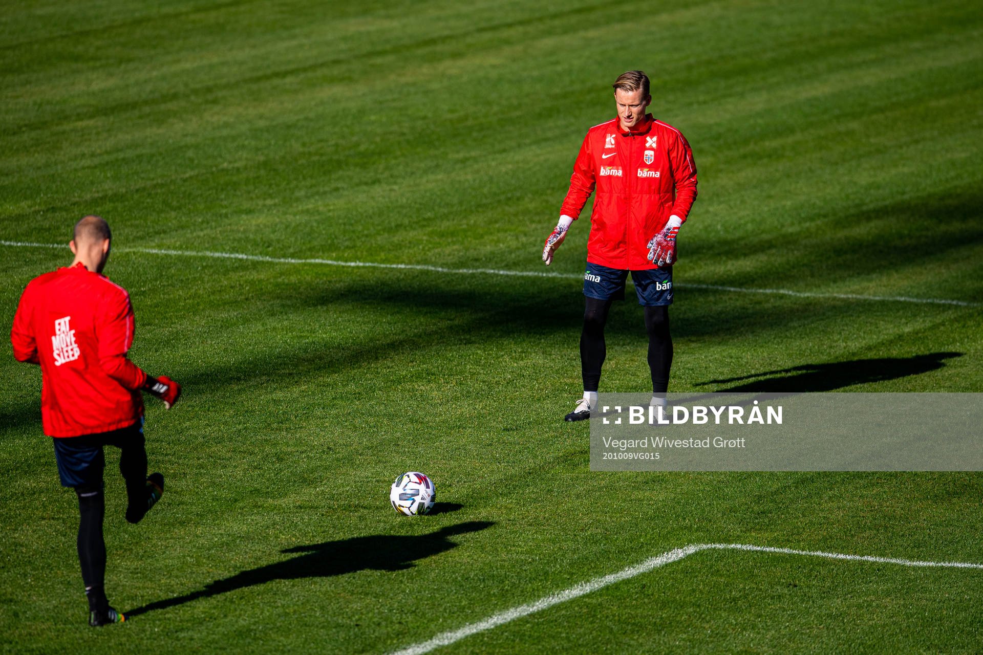 Goalkeepers André Hansen and Sondre Rossbach of the