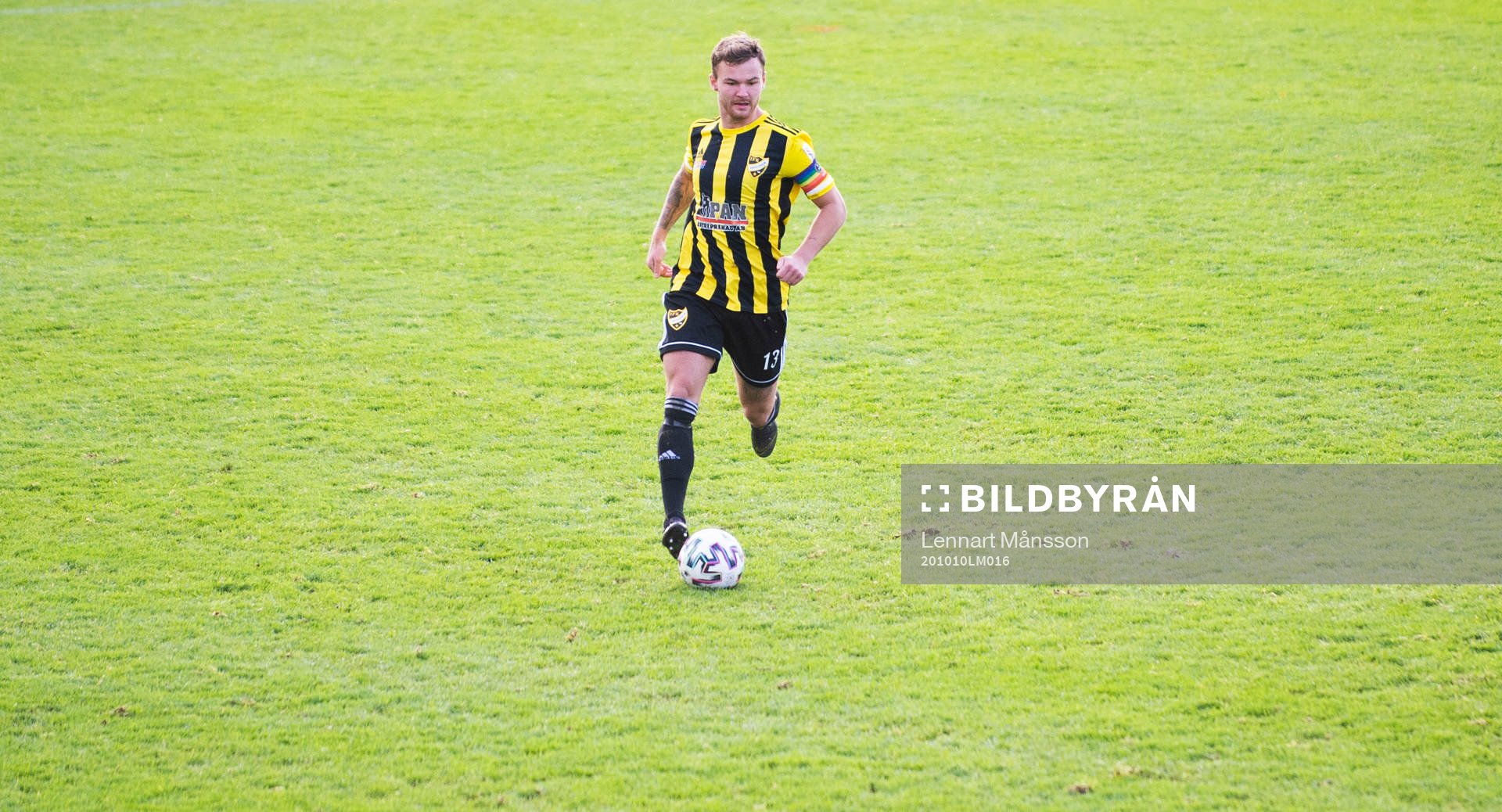 IFK Hässleholms William Andersson i matchen mellan IFK Hässleholm och IFK Karlshamn i Hässleholm den 10 oktober 2020. 
