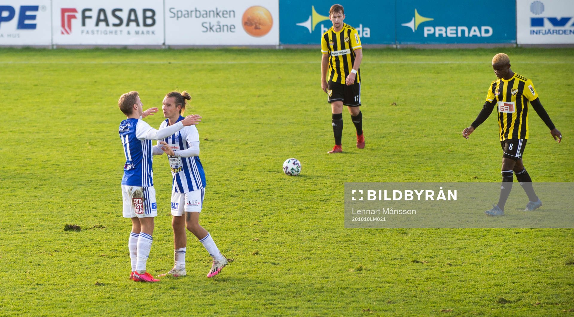 i matchen mellan IFK Hässleholm och IFK Karlshamn i