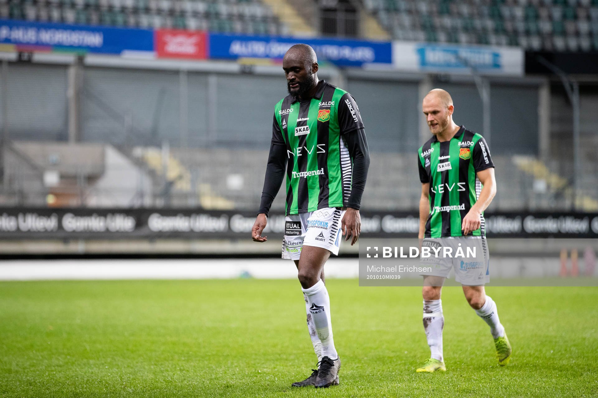 GAIS Boris Lumbana och Niclas Andersén deppar