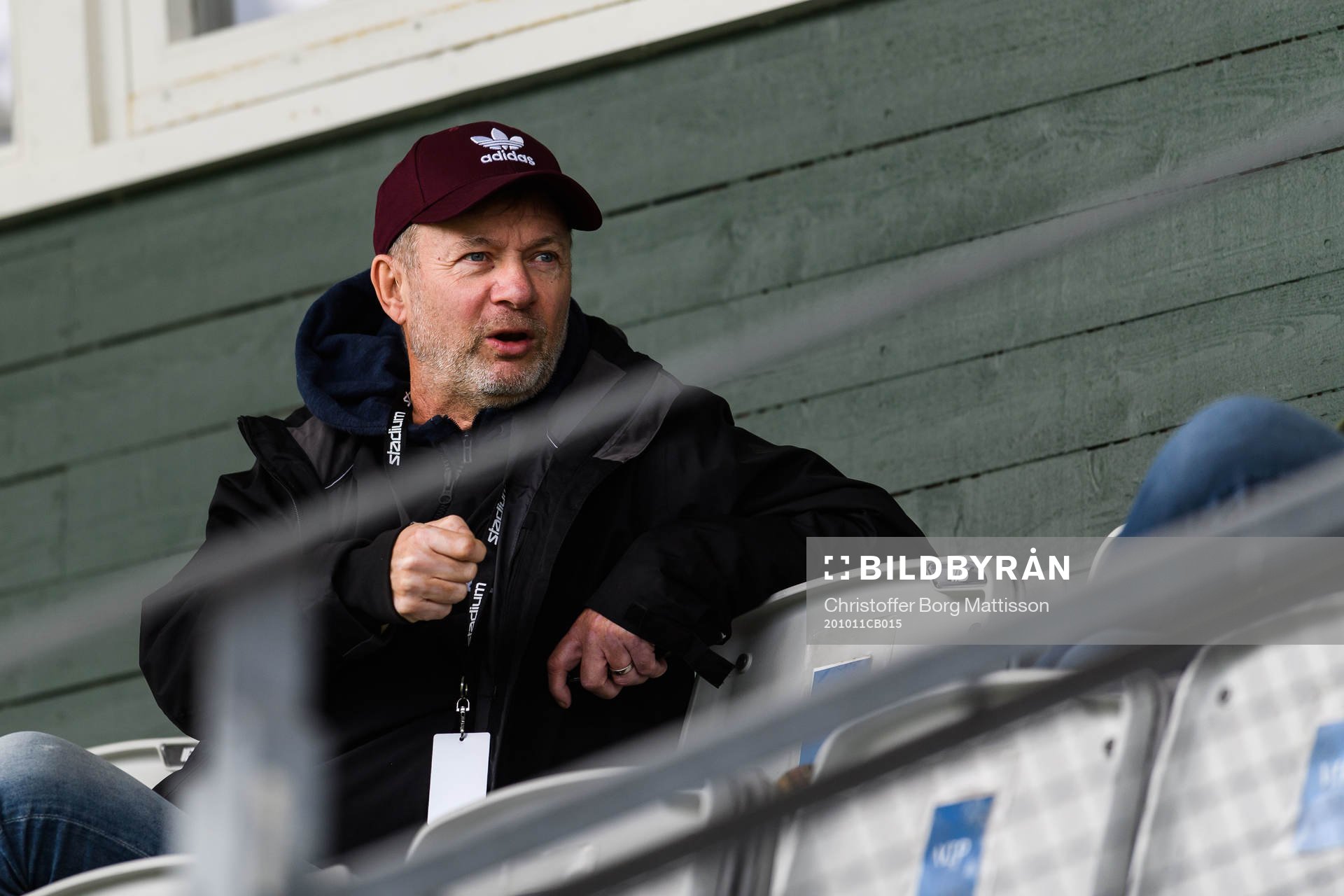 Damlandslagets förbundskapten Peter Gerhardsson på läktaren inför fotbollsmatchen i Damallsvenskan mellan FC Rosengård och Kristianstad den 11 oktober 2020 i Malmö.