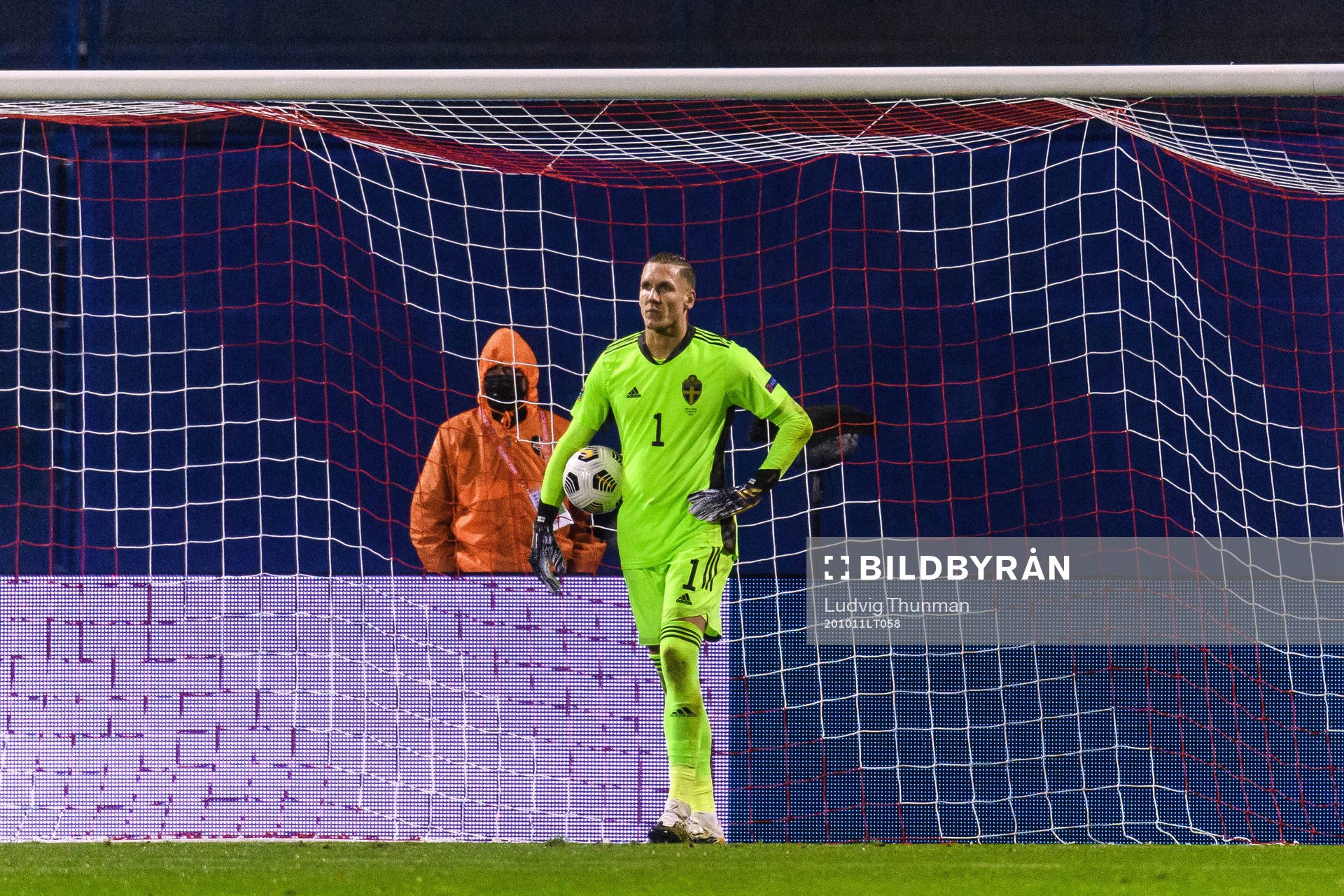 Goalkeeper Robin Olsen of Sweden looks dejected