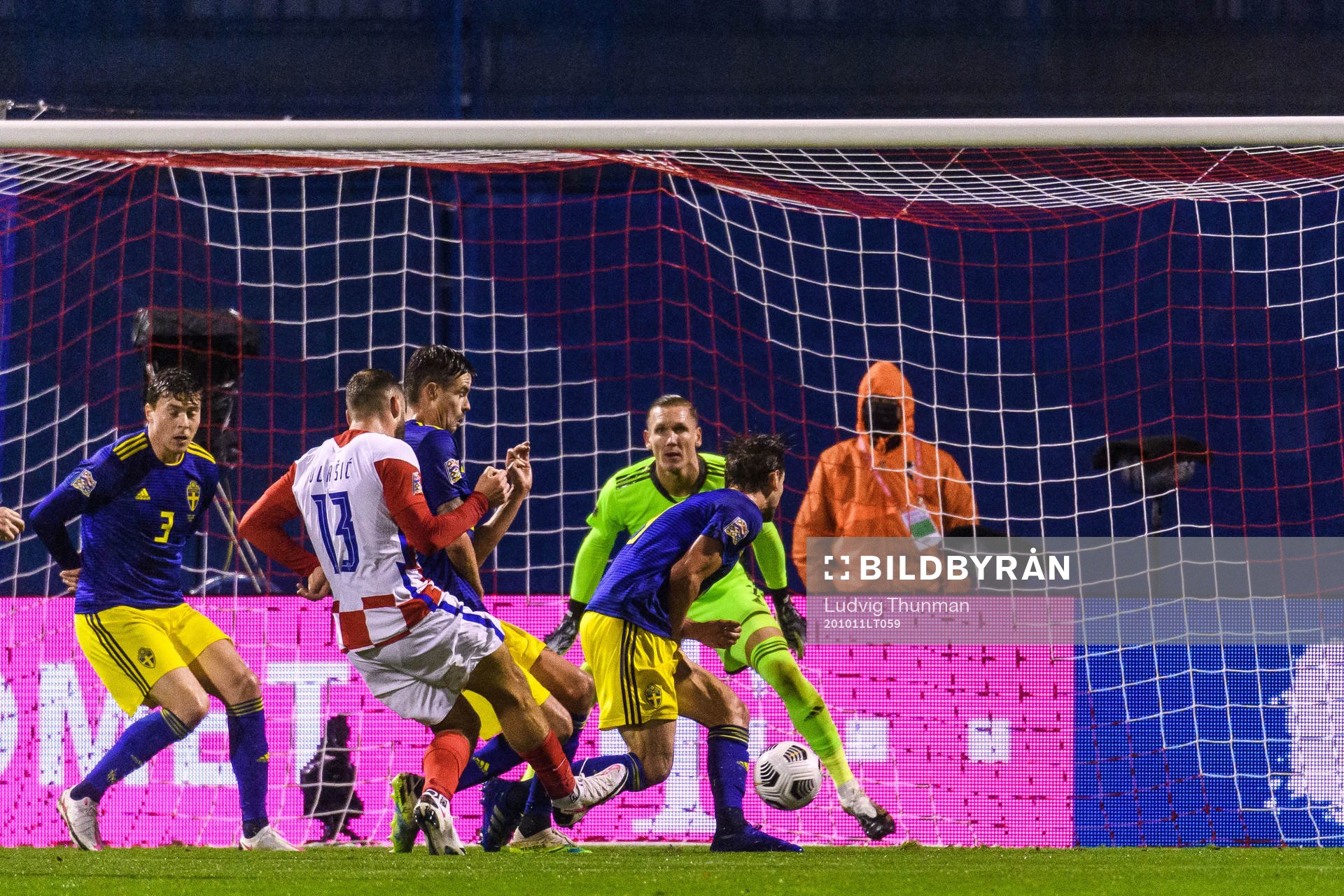 Nikola Vlasic of Croatia scores the 1-0 goal behind